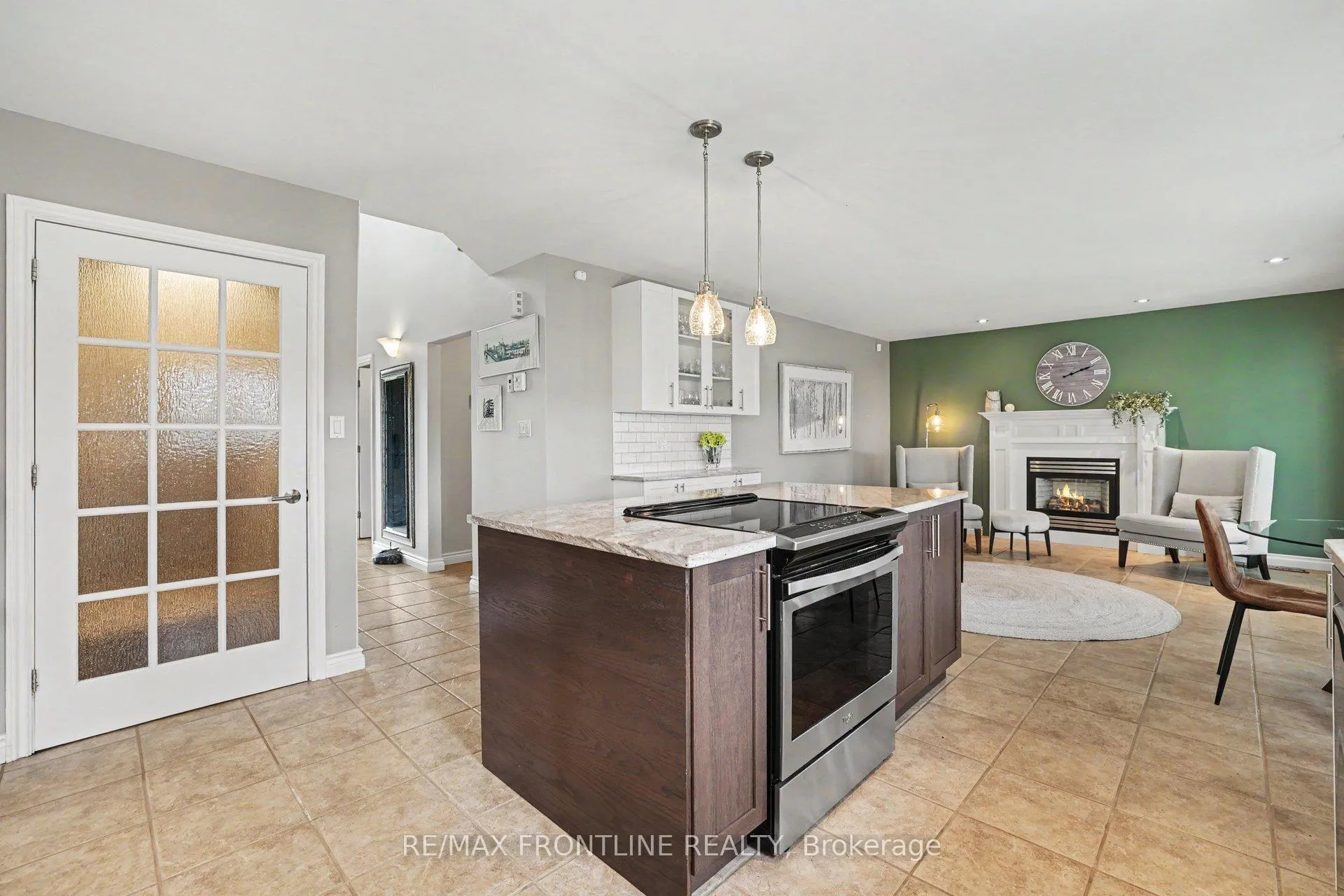 Photo 17 of 146 Orchard Crescent, Tay Valley, Bathurst/Burgess & Sherbrooke (Bathurst) Twp — HOMEH