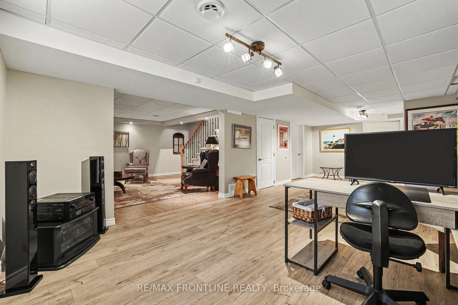 Photo 38 of 146 Orchard Crescent, Tay Valley, Bathurst/Burgess & Sherbrooke (Bathurst) Twp — HOMEH