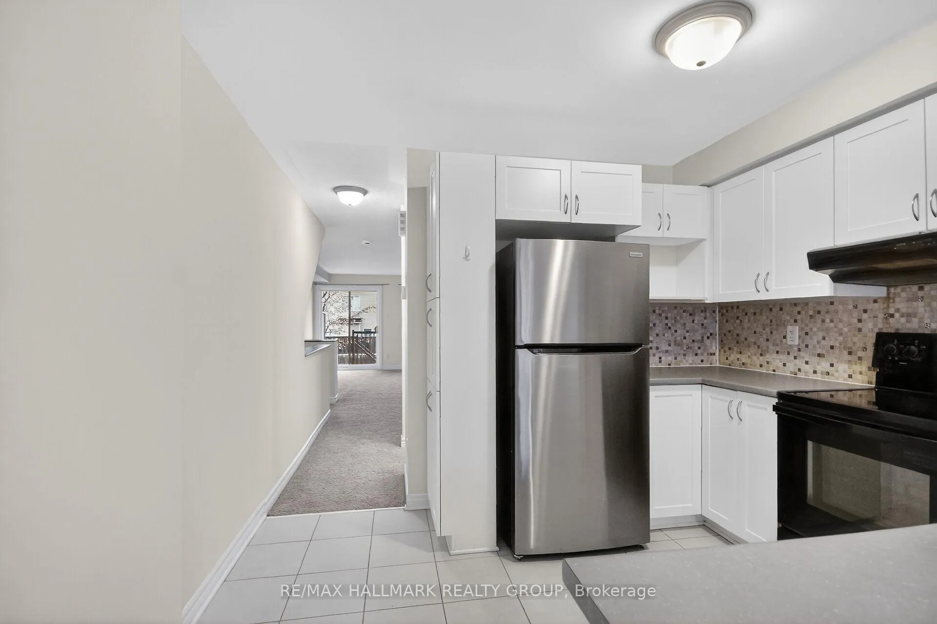Photo 13 of 613-A Chapman Mills Drive, Ottawa, Barrhaven - Strandherd — HOMEH