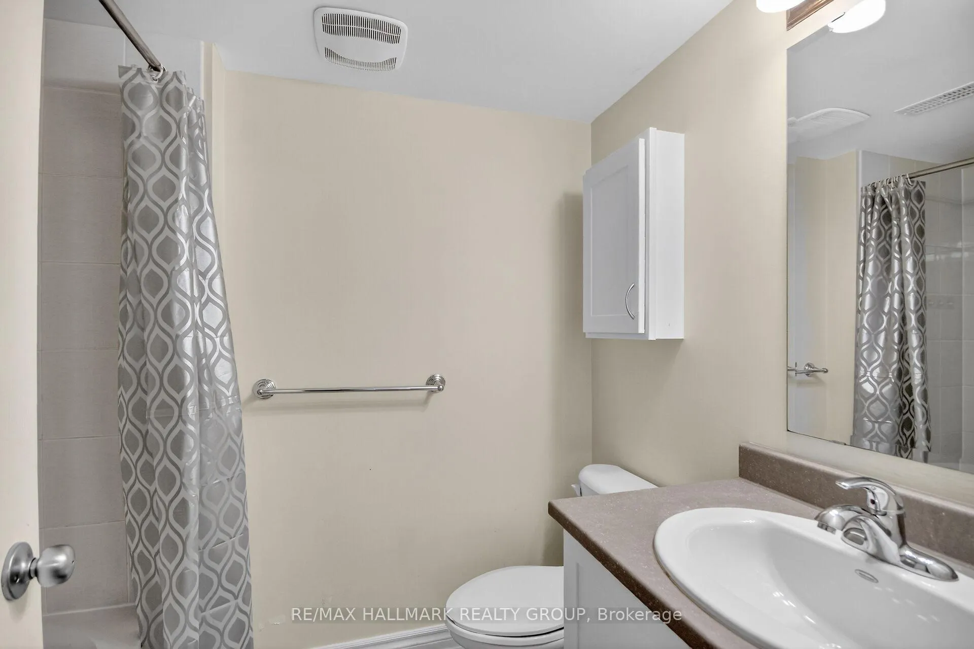Photo 32 of 613-A Chapman Mills Drive, Ottawa, Barrhaven - Strandherd — HOMEH