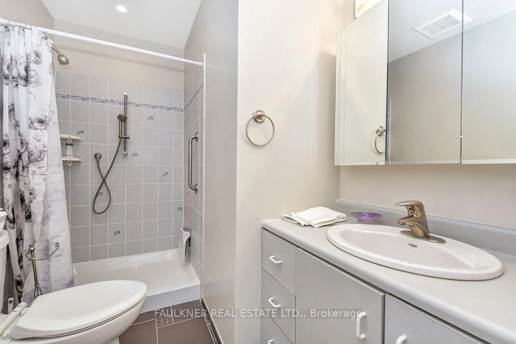 Photo 14 of 373 Halldon Place, Ottawa, Woodroffe — HOMEH