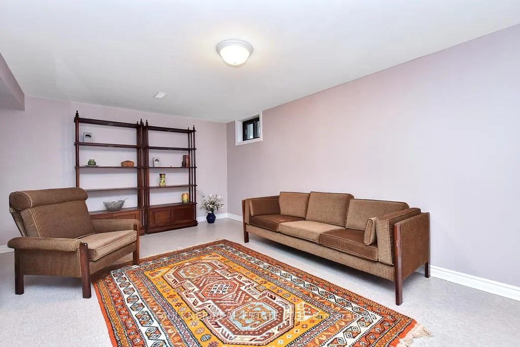 Photo 19 of 373 Halldon Place, Ottawa, Woodroffe — HOMEH
