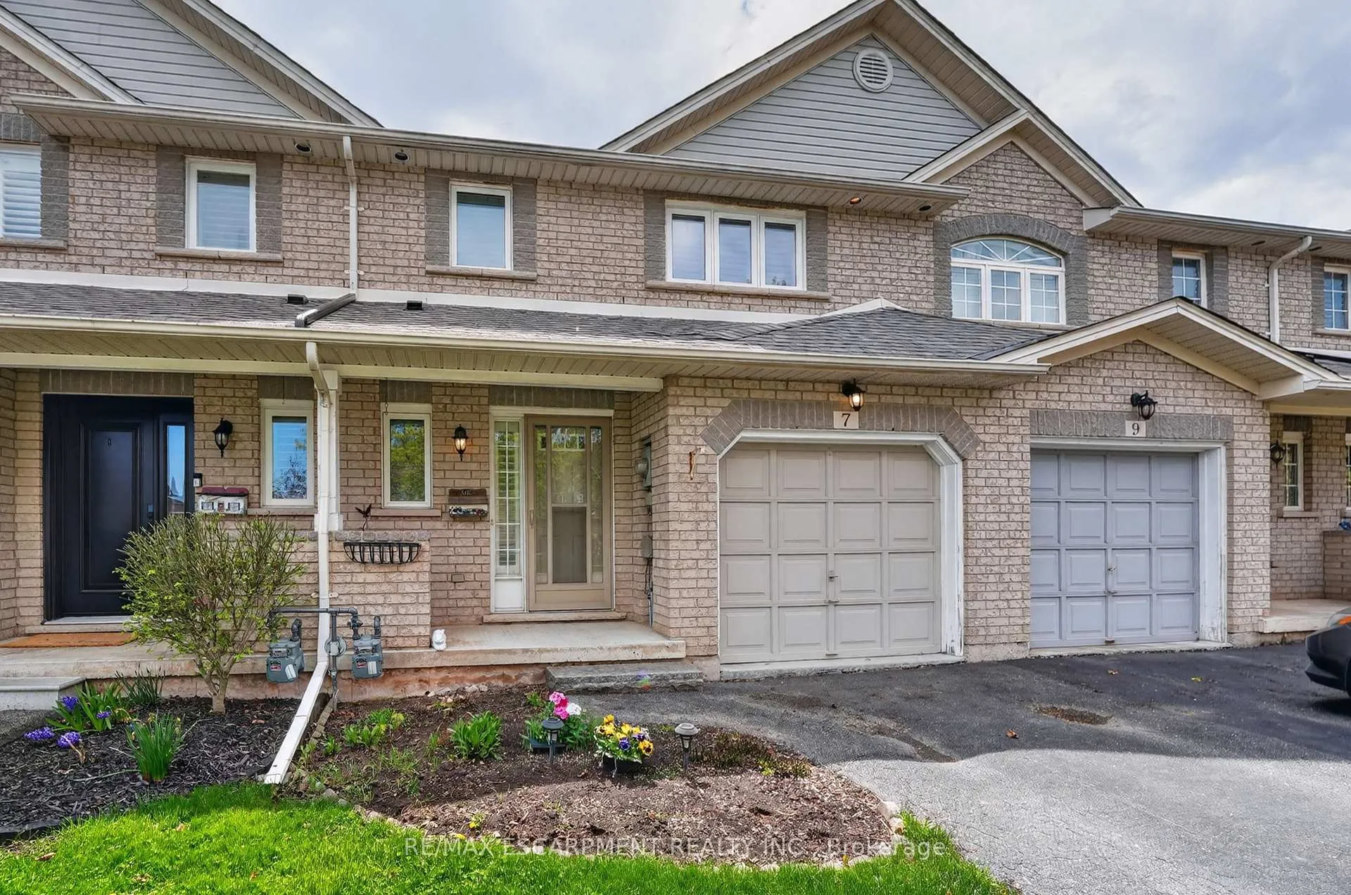 Photo 17 of 7 Elderberry Avenue, Grimsby, Grimsby West — HOMEH