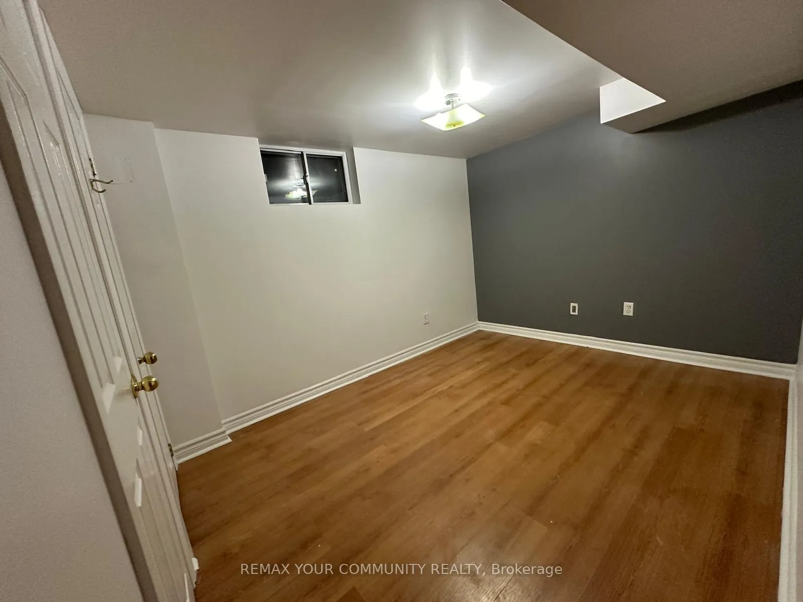 Photo 5 of Unit Lower Level, 90 Binswood Avenue, Toronto, East York — HOMEH