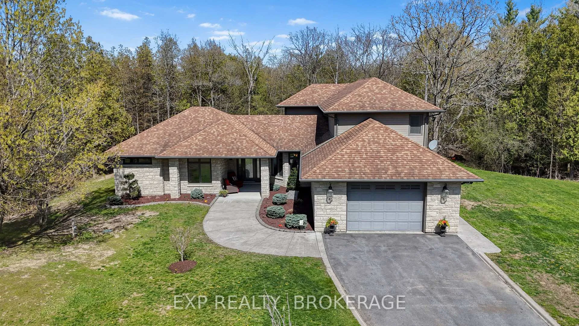 Photo 4 of 1800 Sydenham Road, Kingston, City North of 401 — HOMEH