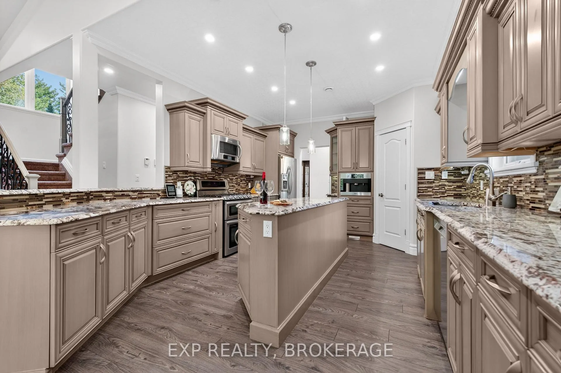 Photo 12 of 1800 Sydenham Road, Kingston, City North of 401 — HOMEH
