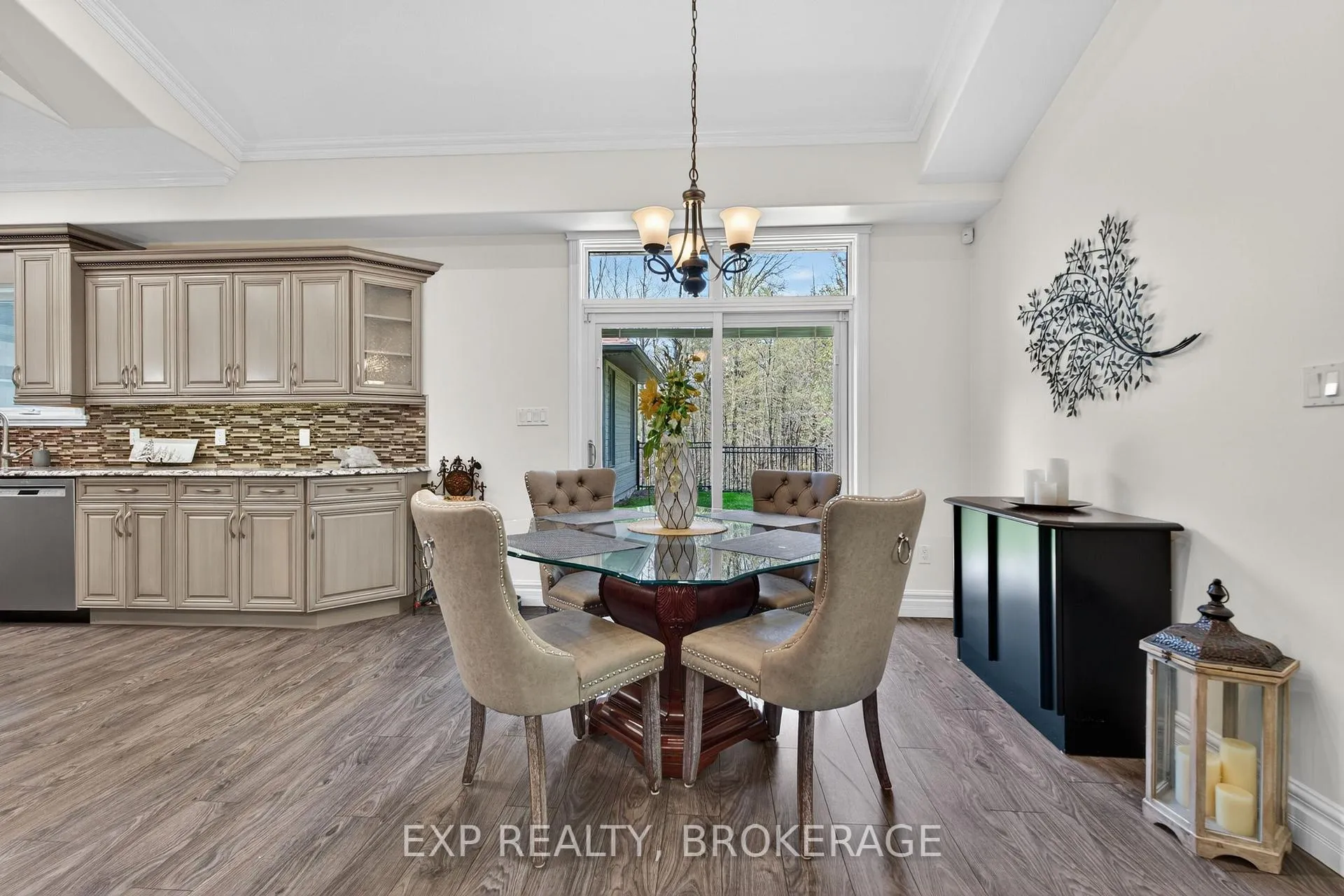 Photo 17 of 1800 Sydenham Road, Kingston, City North of 401 — HOMEH