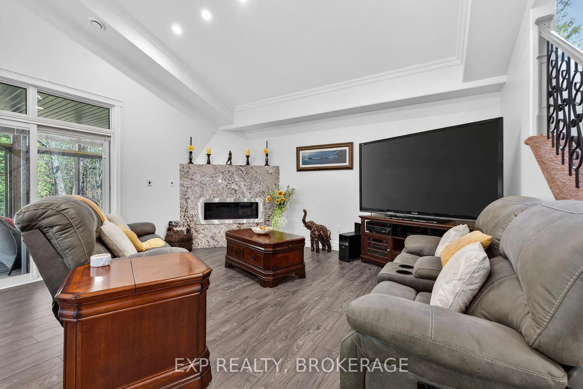 Photo 18 of 1800 Sydenham Road, Kingston, City North of 401 — HOMEH