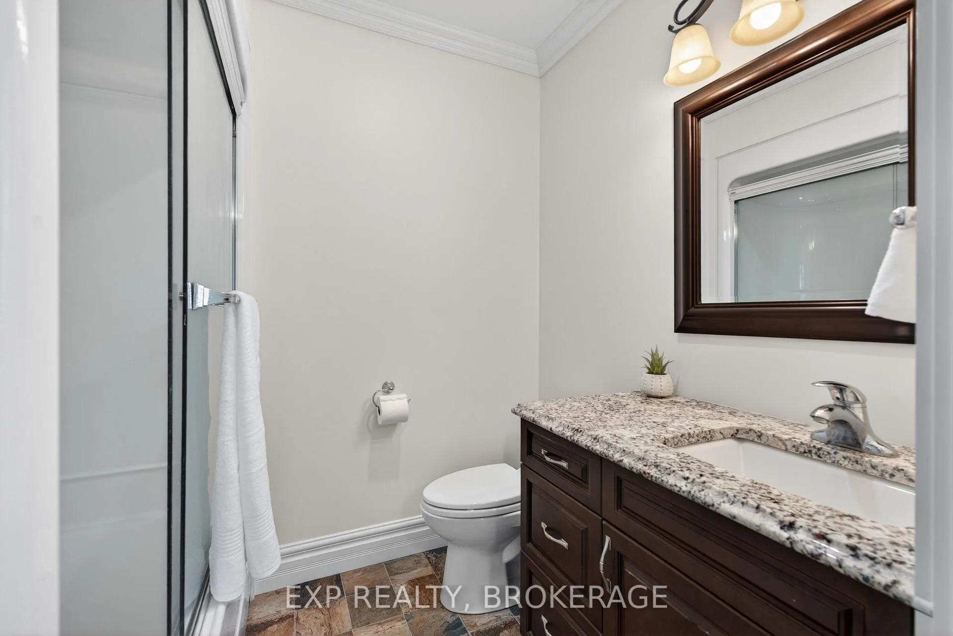 Photo 37 of 1800 Sydenham Road, Kingston, City North of 401 — HOMEH