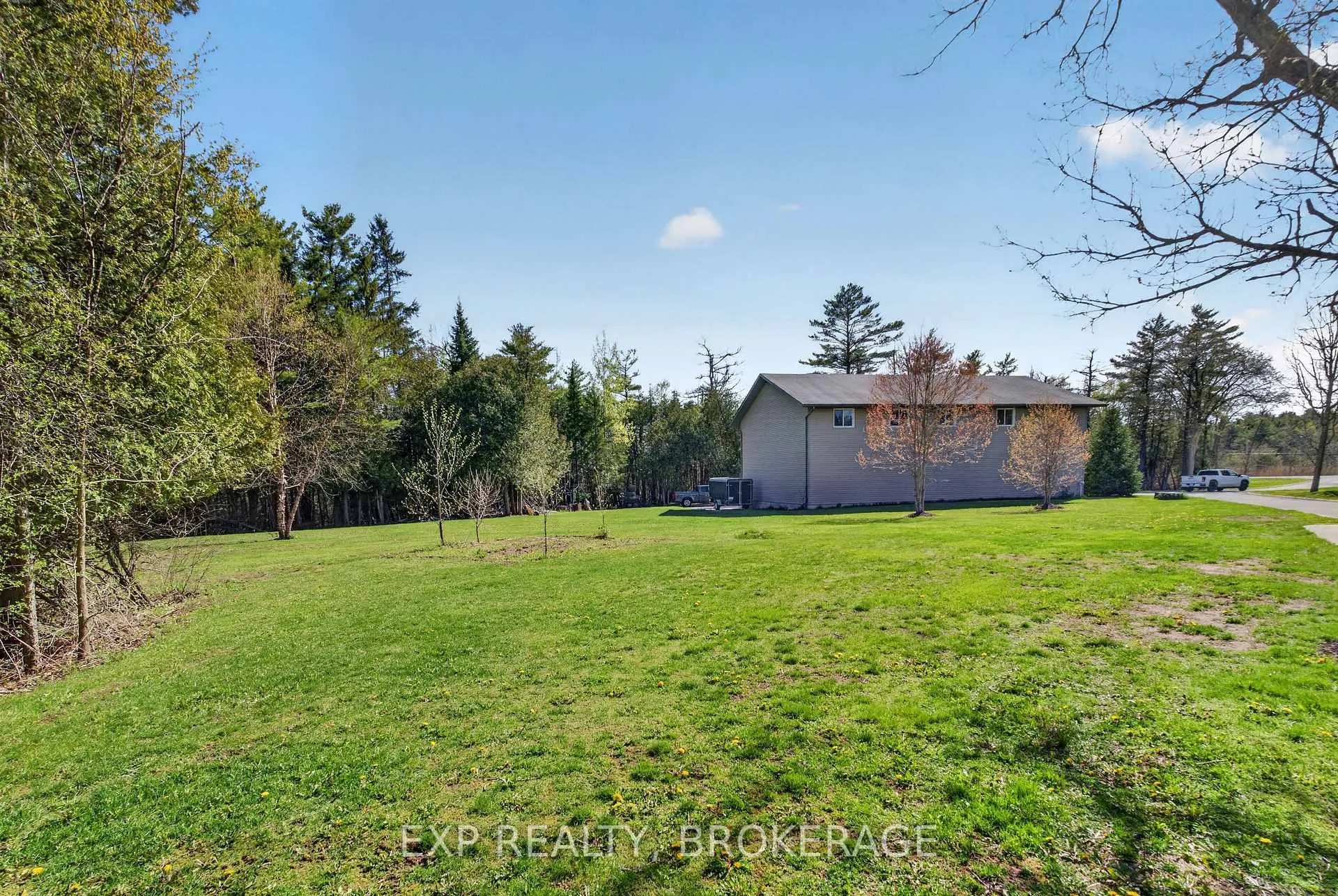 Photo 42 of 1800 Sydenham Road, Kingston, City North of 401 — HOMEH