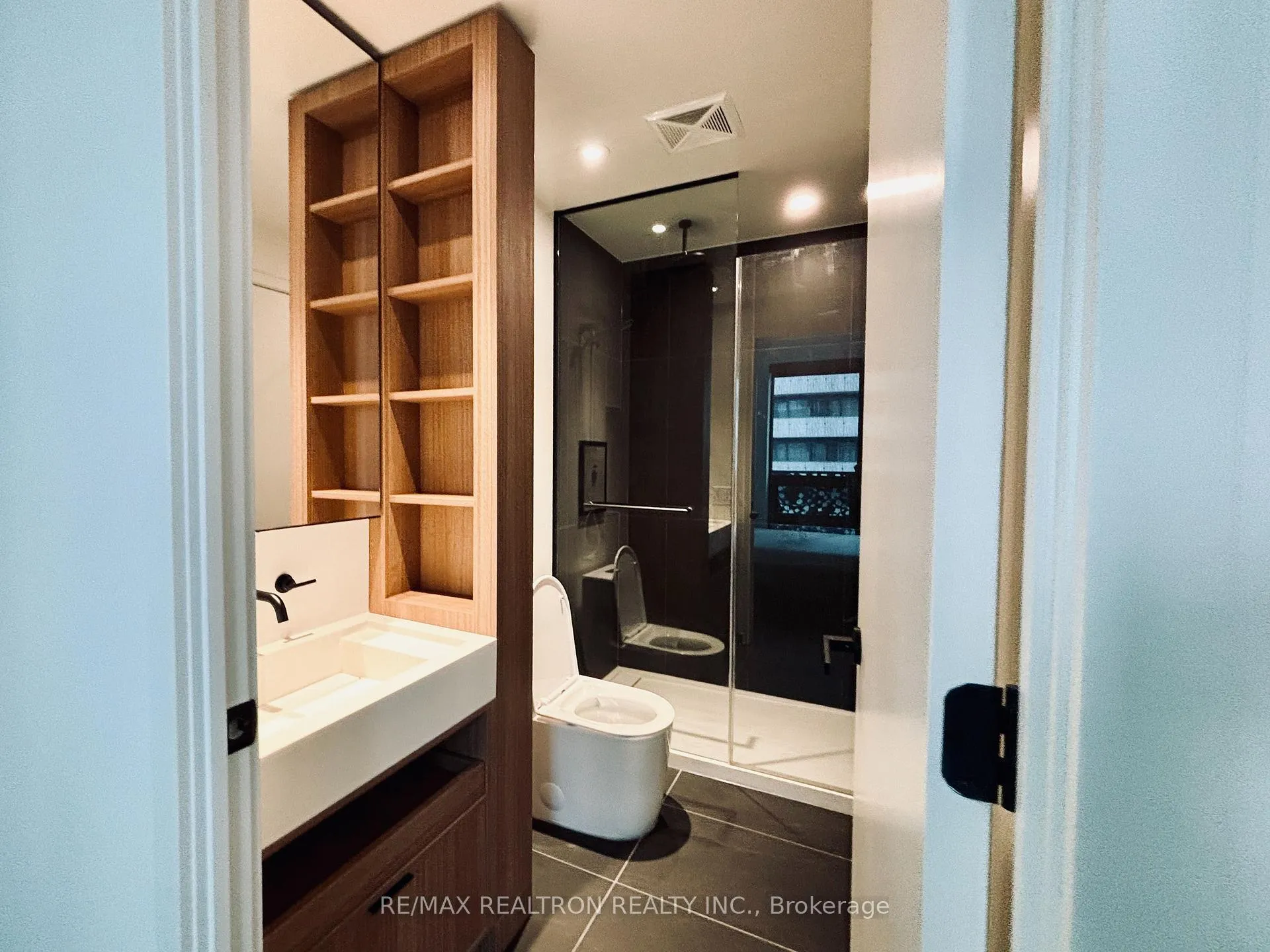 Photo 10 of Unit 1910, 55 Charles Street, Toronto, Church-Yonge Corridor — HOMEH
