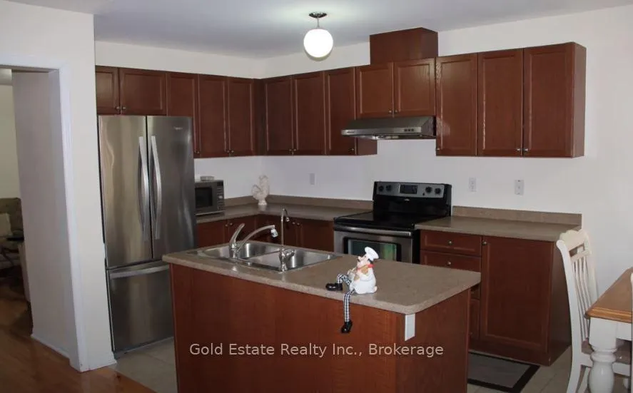 Photo 11 of 83 Mission Ridge Trail, Brampton, Bram East — HOMEH