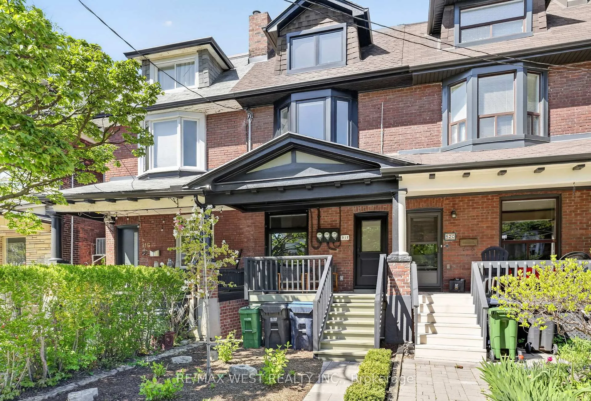 Photo 2 of Unit Upper, 518 Roxton Road, Toronto, Palmerston-Little Italy — HOMEH