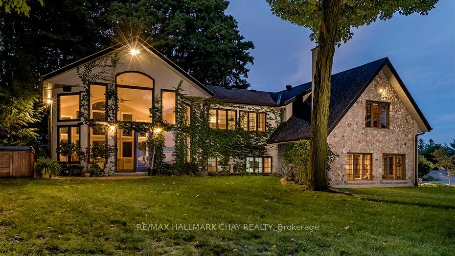Photo 5 of 1084 Coughlin Road W, Springwater, Rural Springwater — HOMEH