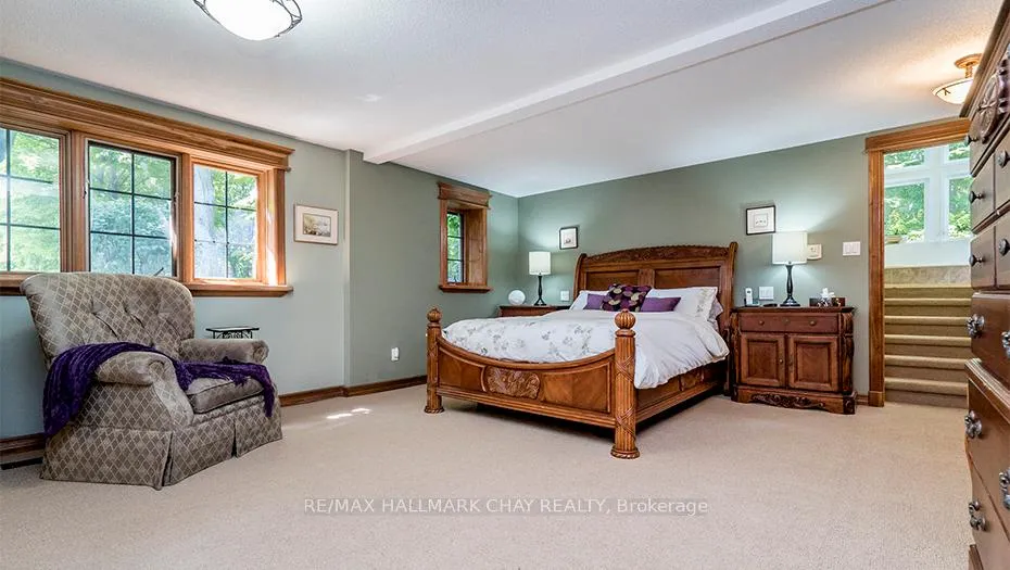 Photo 12 of 1084 Coughlin Road W, Springwater, Rural Springwater — HOMEH