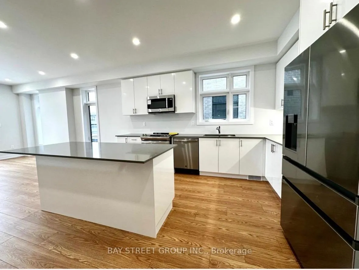 Photo 3 of 1816 Donald Cousens Parkway, Markham, Cornell — HOMEH