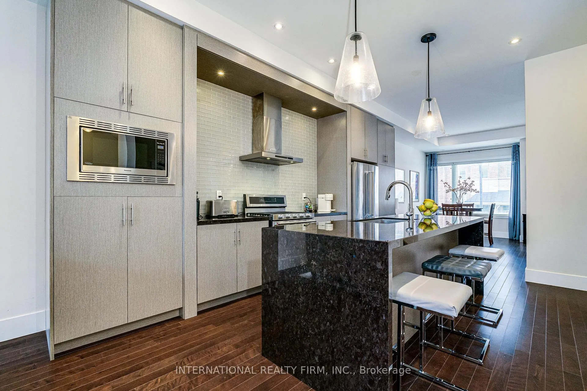 Photo 3 of 46 Allegranza Avenue, Vaughan, Vellore Village — HOMEH
