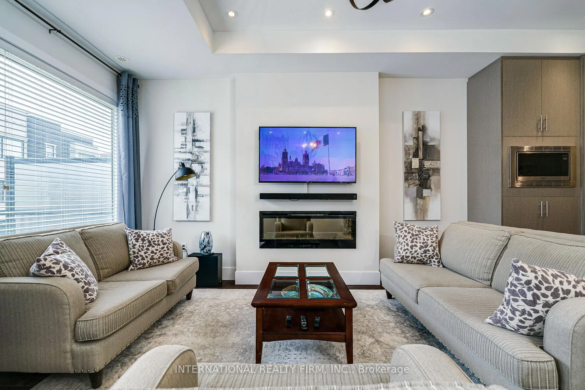 Photo 8 of 46 Allegranza Avenue, Vaughan, Vellore Village — HOMEH