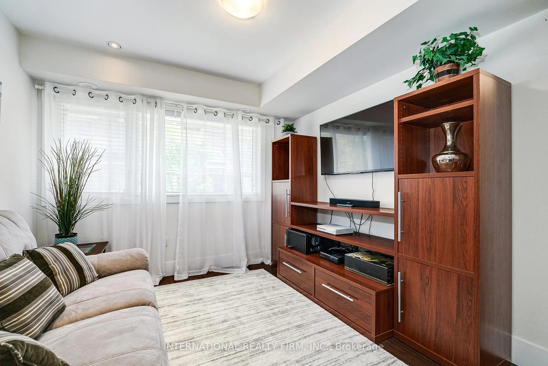 Photo 36 of 46 Allegranza Avenue, Vaughan, Vellore Village — HOMEH