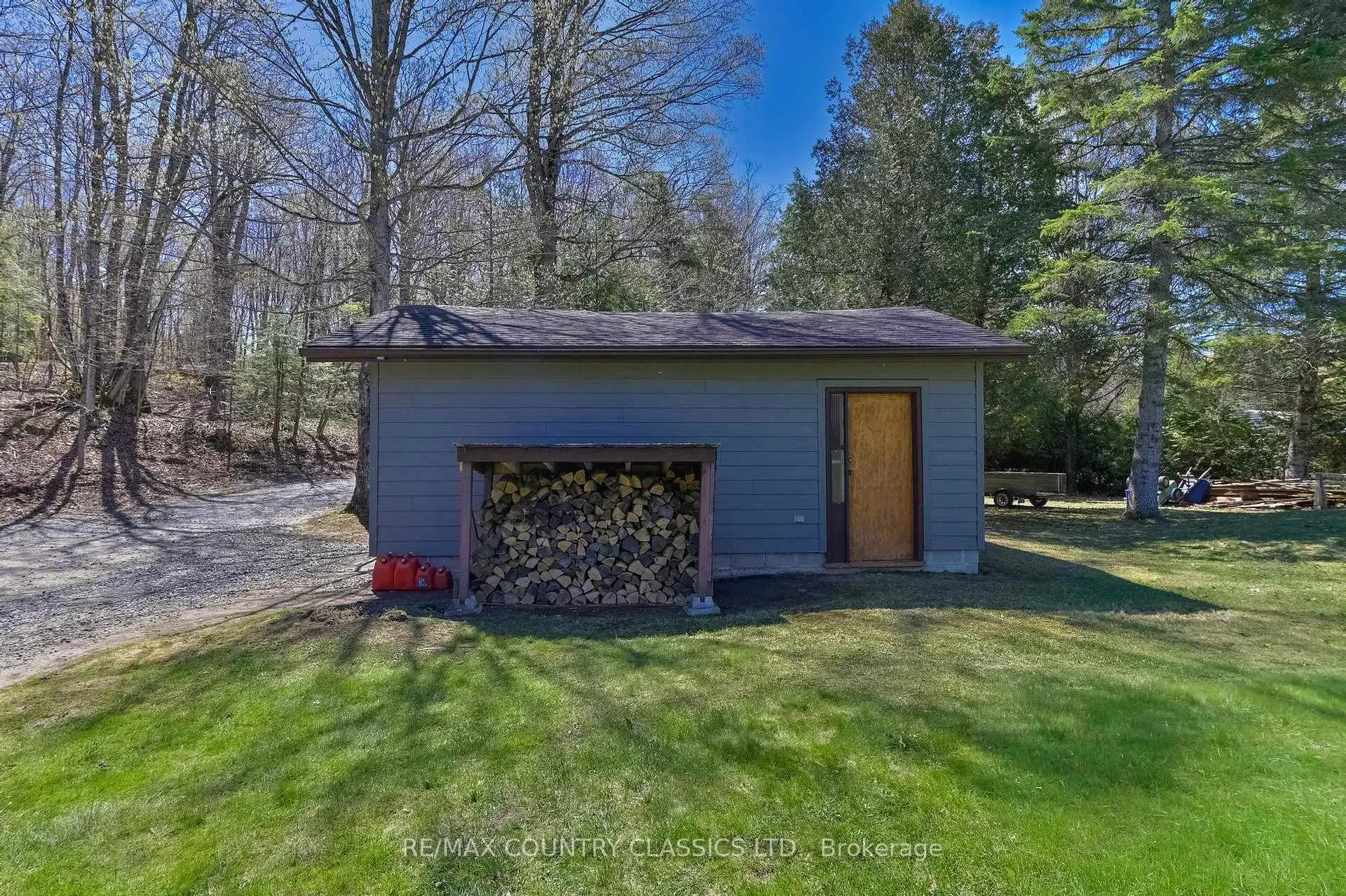 Photo 15 of 27 Martin Lane, North Kawartha — HOMEH
