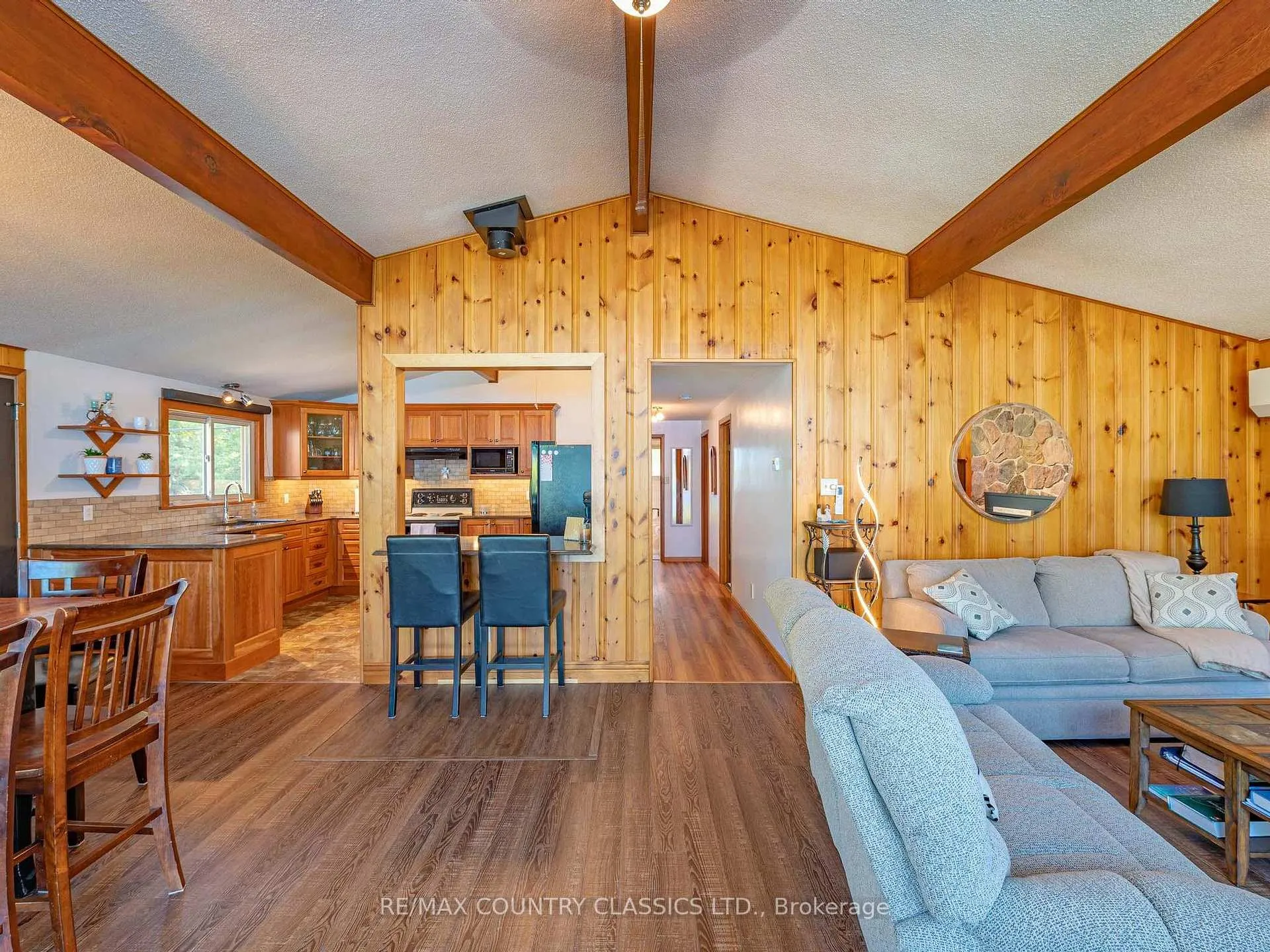 Photo 33 of 27 Martin Lane, North Kawartha — HOMEH