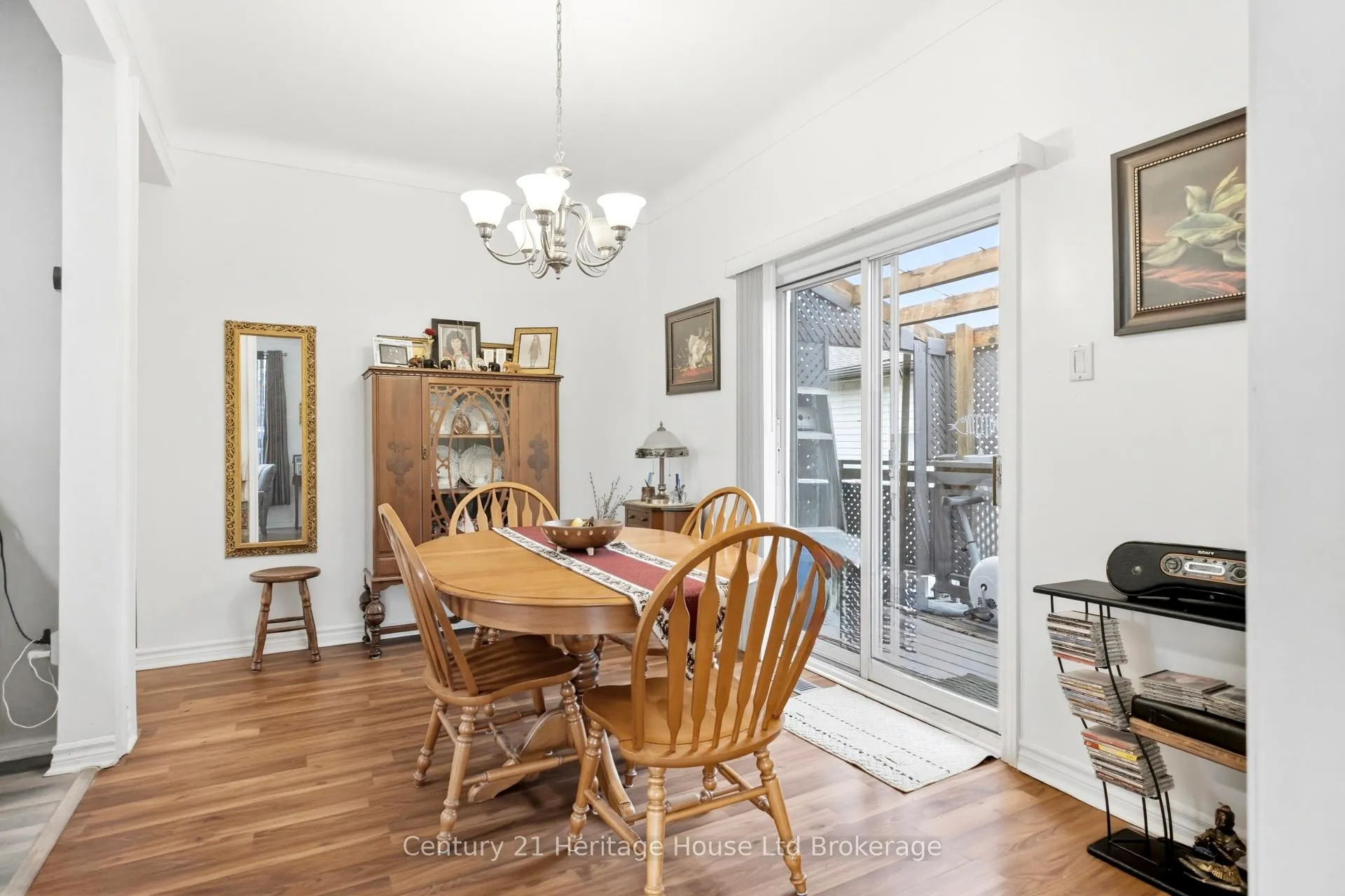 Photo 8 of 454 Grey Street, London, East K — HOMEH