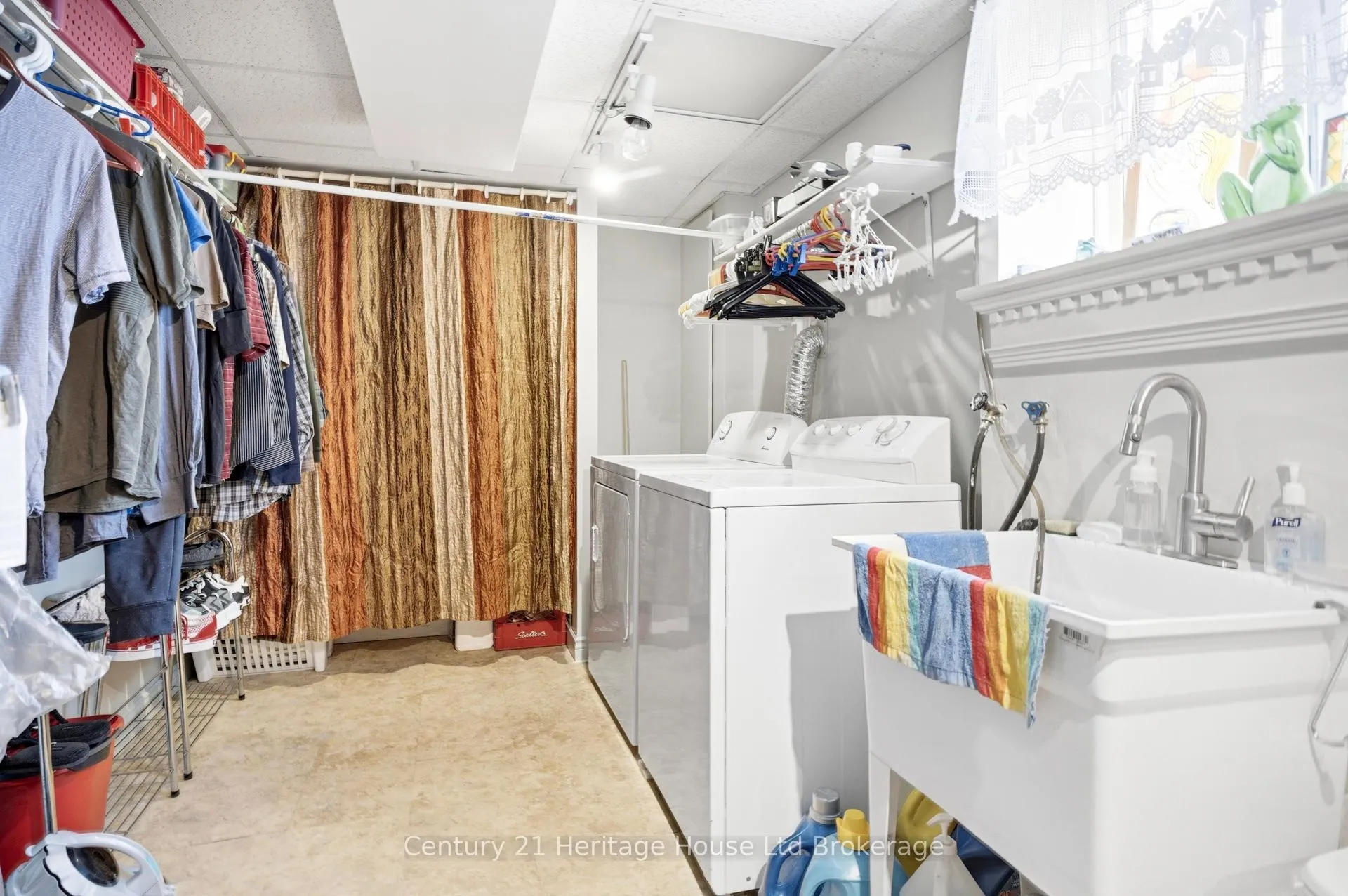 Photo 18 of 454 Grey Street, London, East K — HOMEH