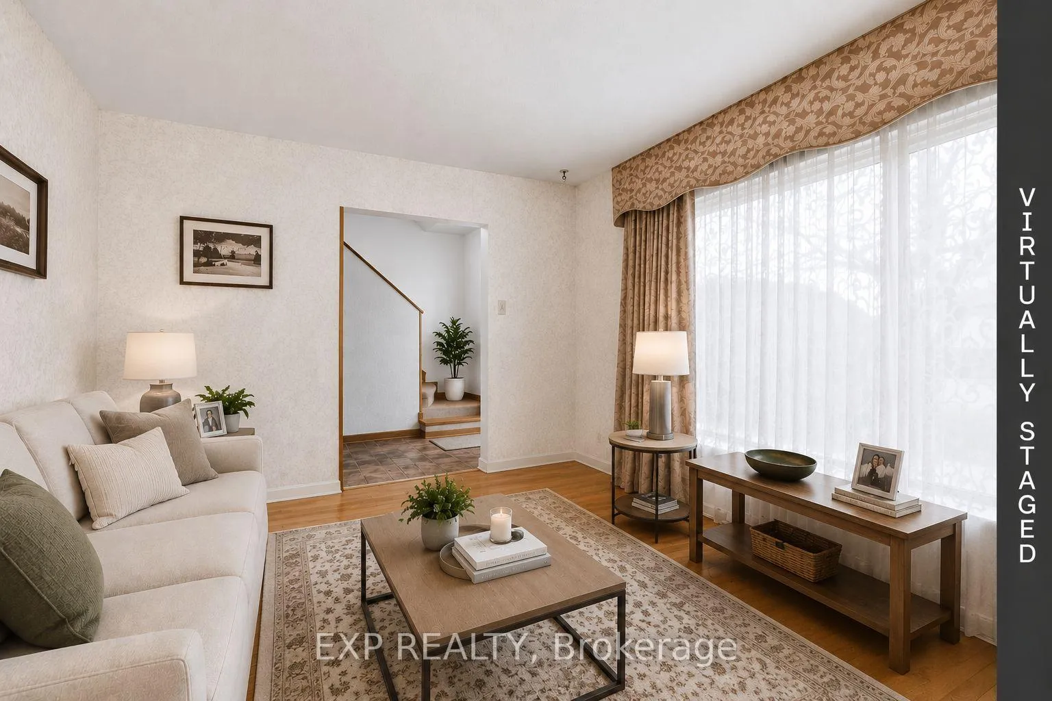 Photo 5 of 1 Flavian Crescent, Brampton, Southgate — HOMEH