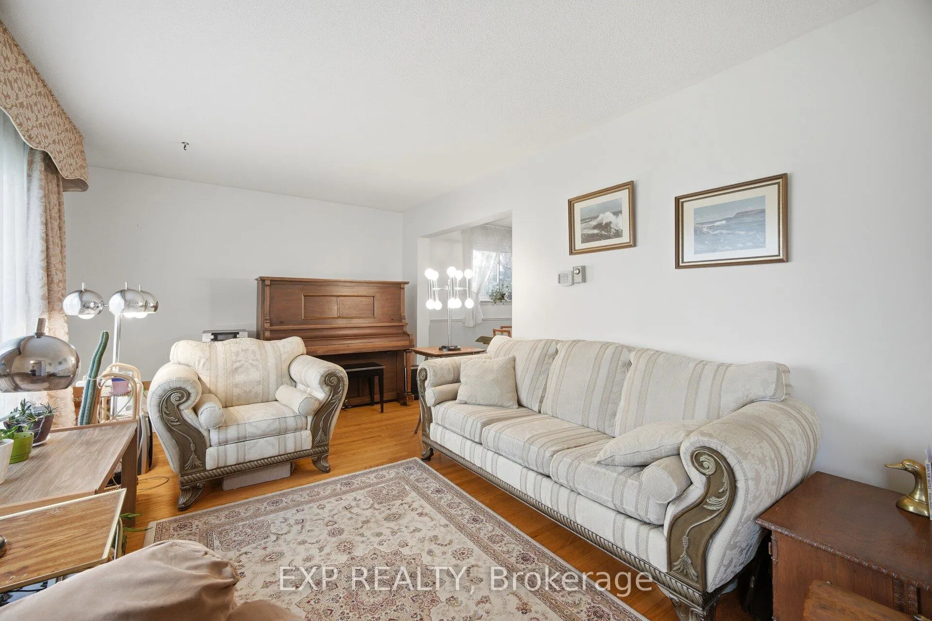 Photo 17 of 1 Flavian Crescent, Brampton, Southgate — HOMEH