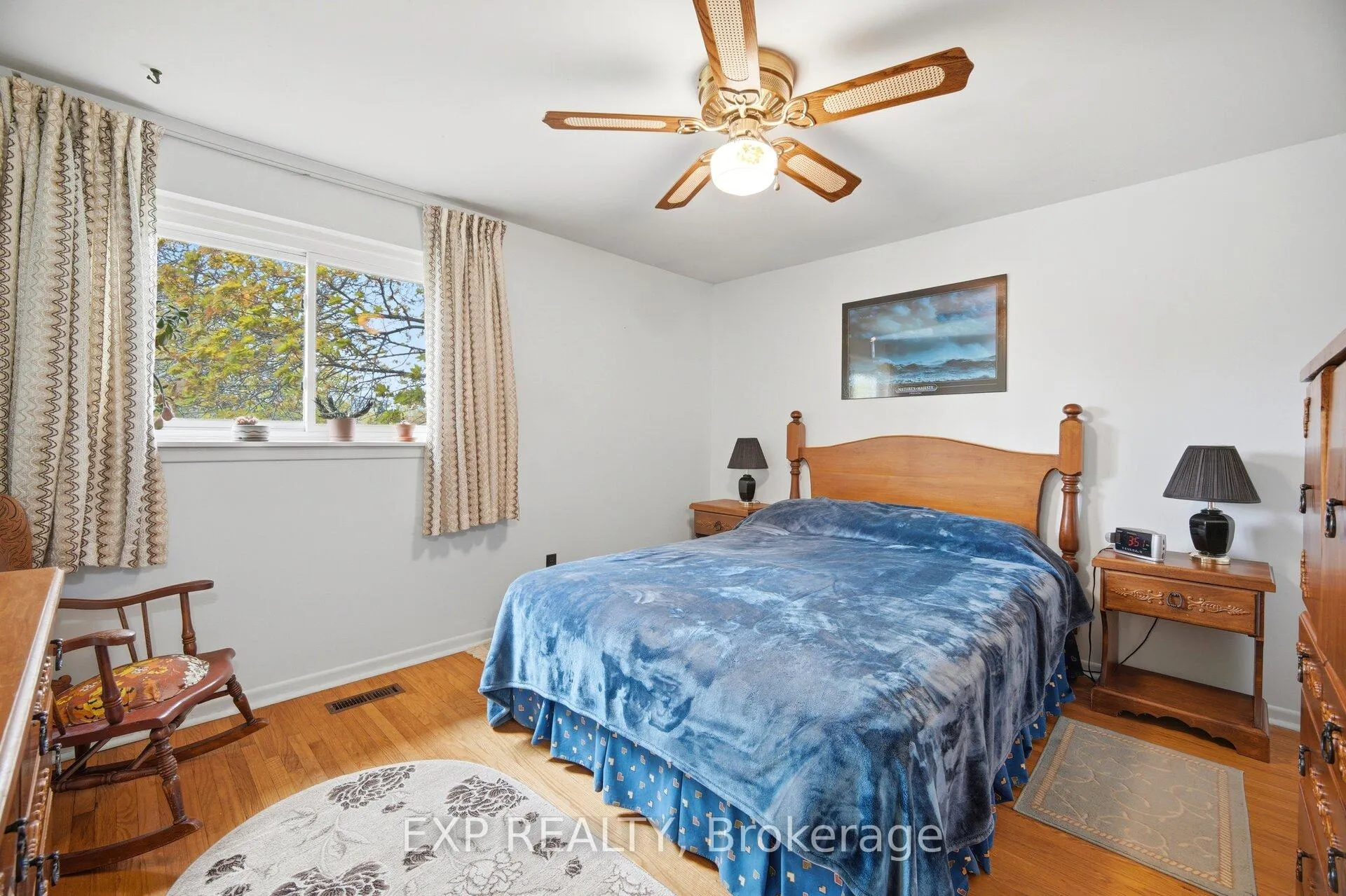 Photo 32 of 1 Flavian Crescent, Brampton, Southgate — HOMEH