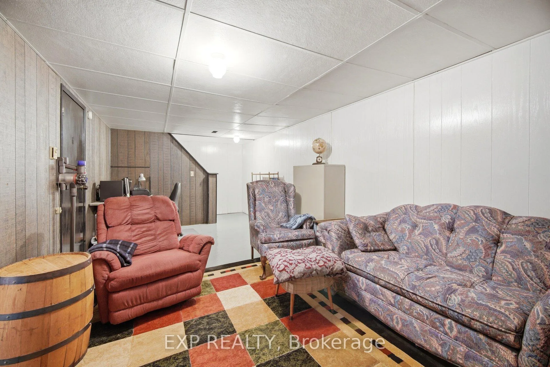 Photo 45 of 1 Flavian Crescent, Brampton, Southgate — HOMEH