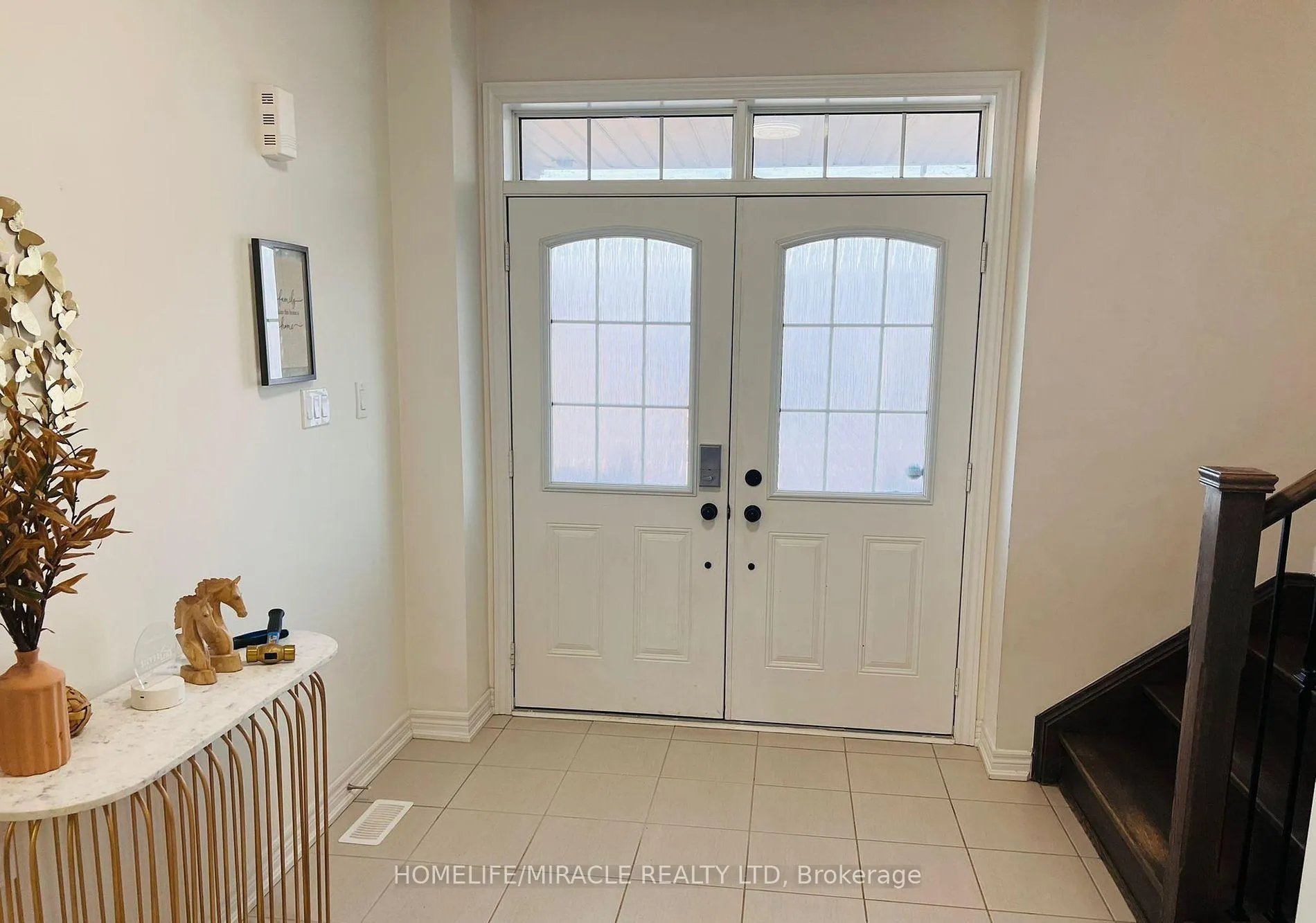 Photo 4 of 643 Anishinaabe Drive, Shelburne — HOMEH