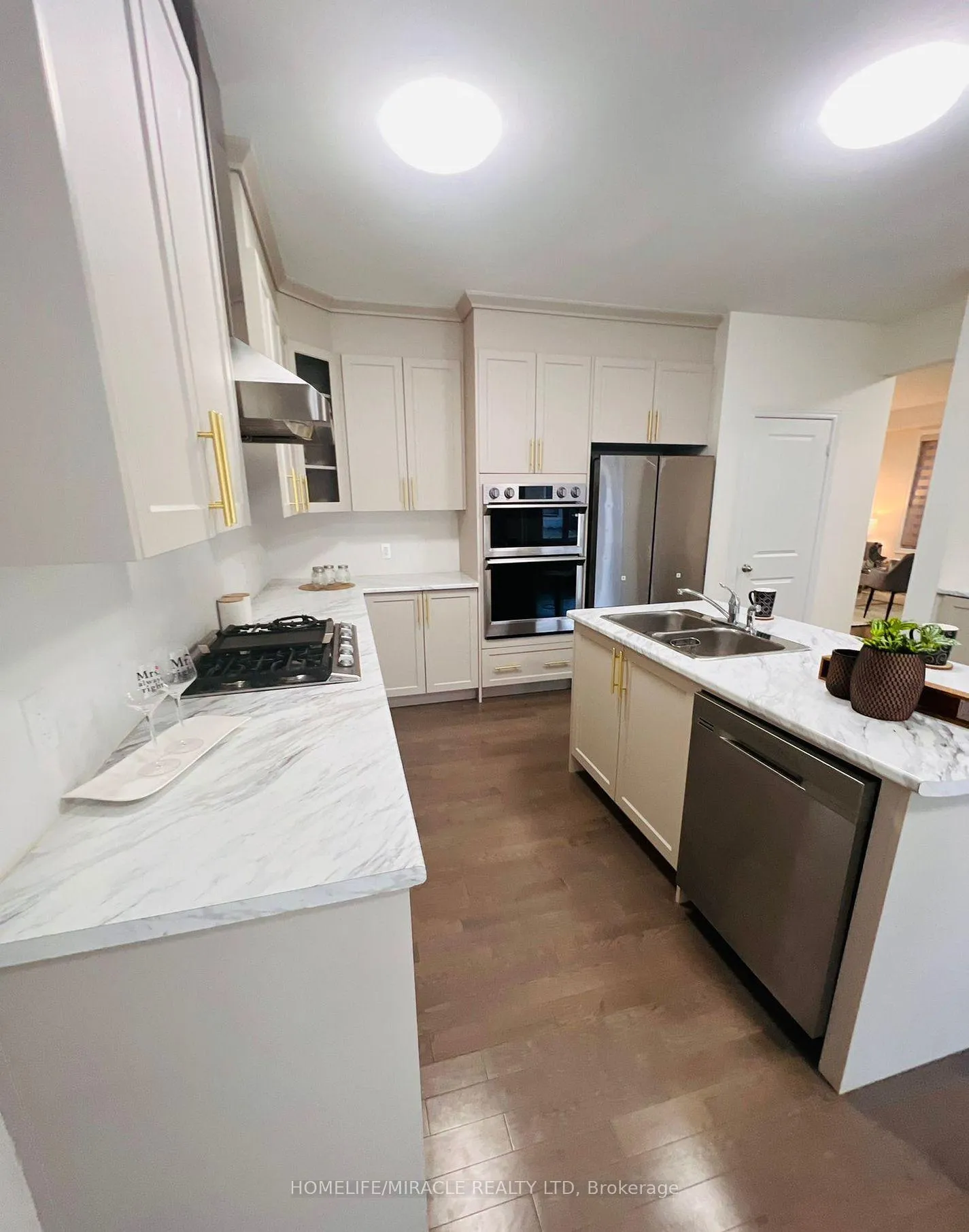 Photo 15 of 643 Anishinaabe Drive, Shelburne — HOMEH