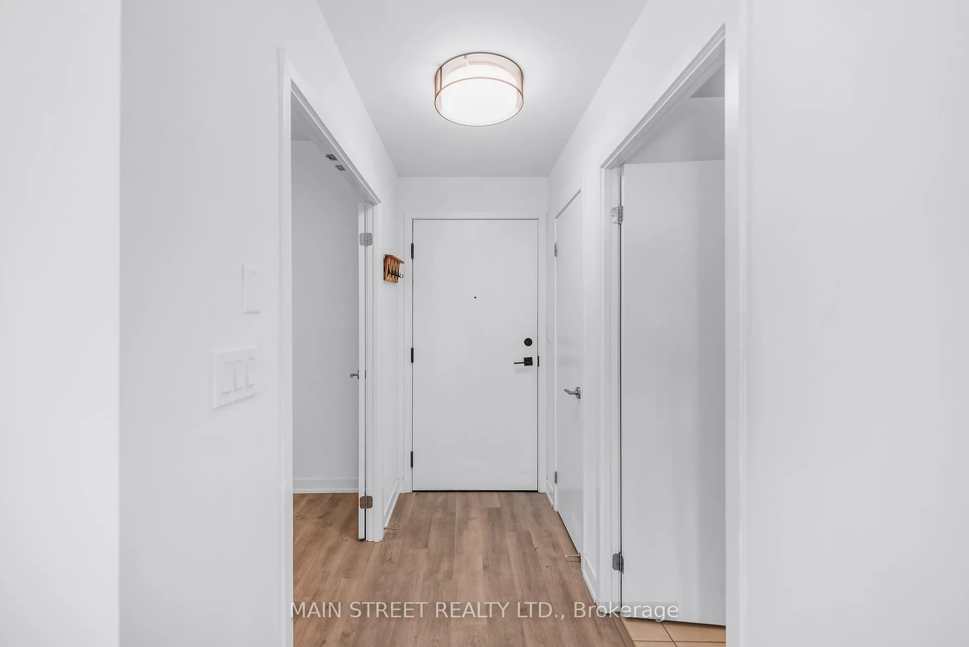 Photo 8 of Unit 716, 8119 Birchmount Road, Markham, Unionville — HOMEH