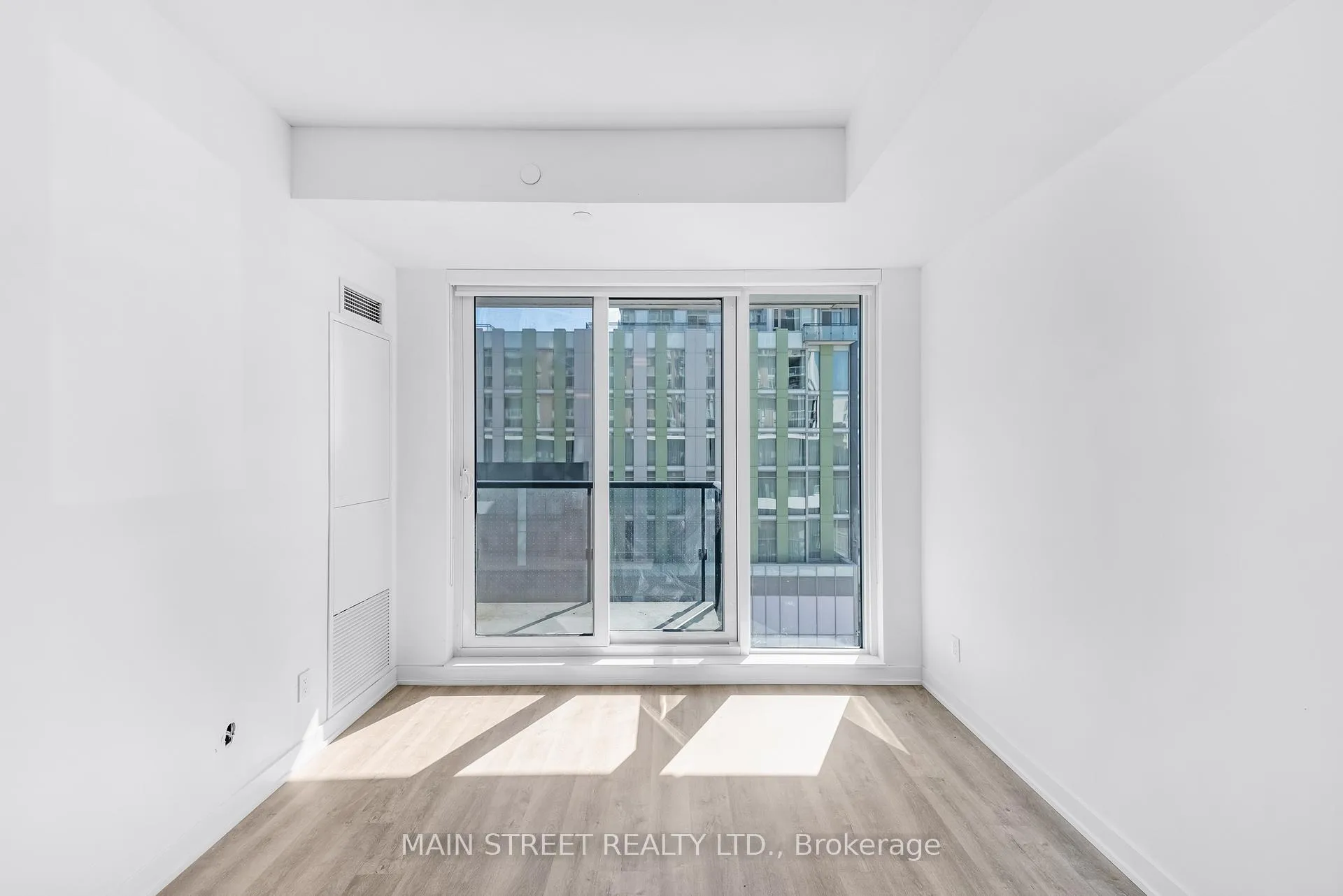 Photo 15 of Unit 716, 8119 Birchmount Road, Markham, Unionville — HOMEH