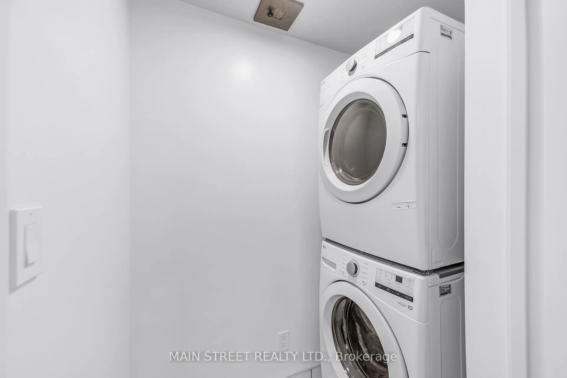 Photo 26 of Unit 716, 8119 Birchmount Road, Markham, Unionville — HOMEH