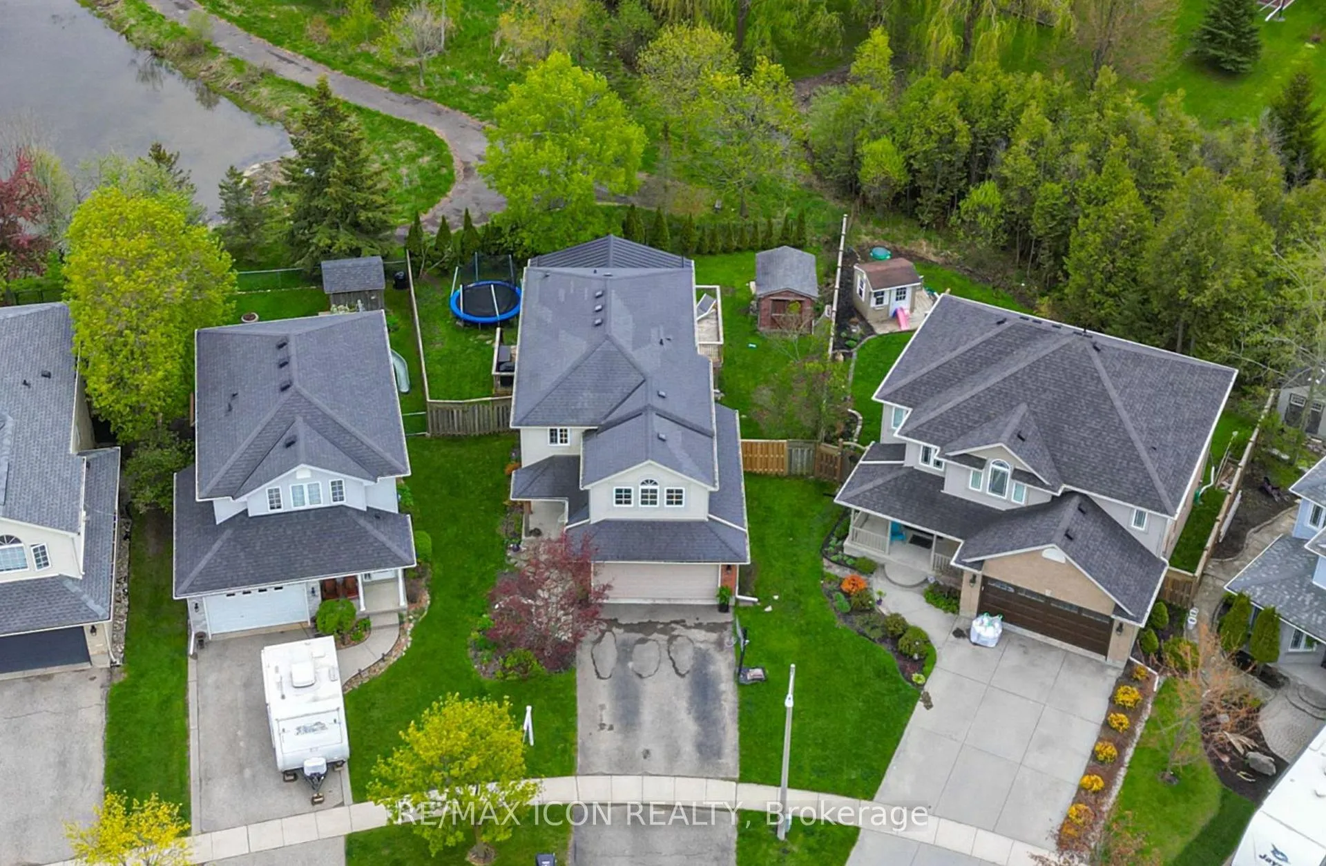 Photo 3 of 20 Stiefelmeyer Crescent, Wilmot — HOMEH