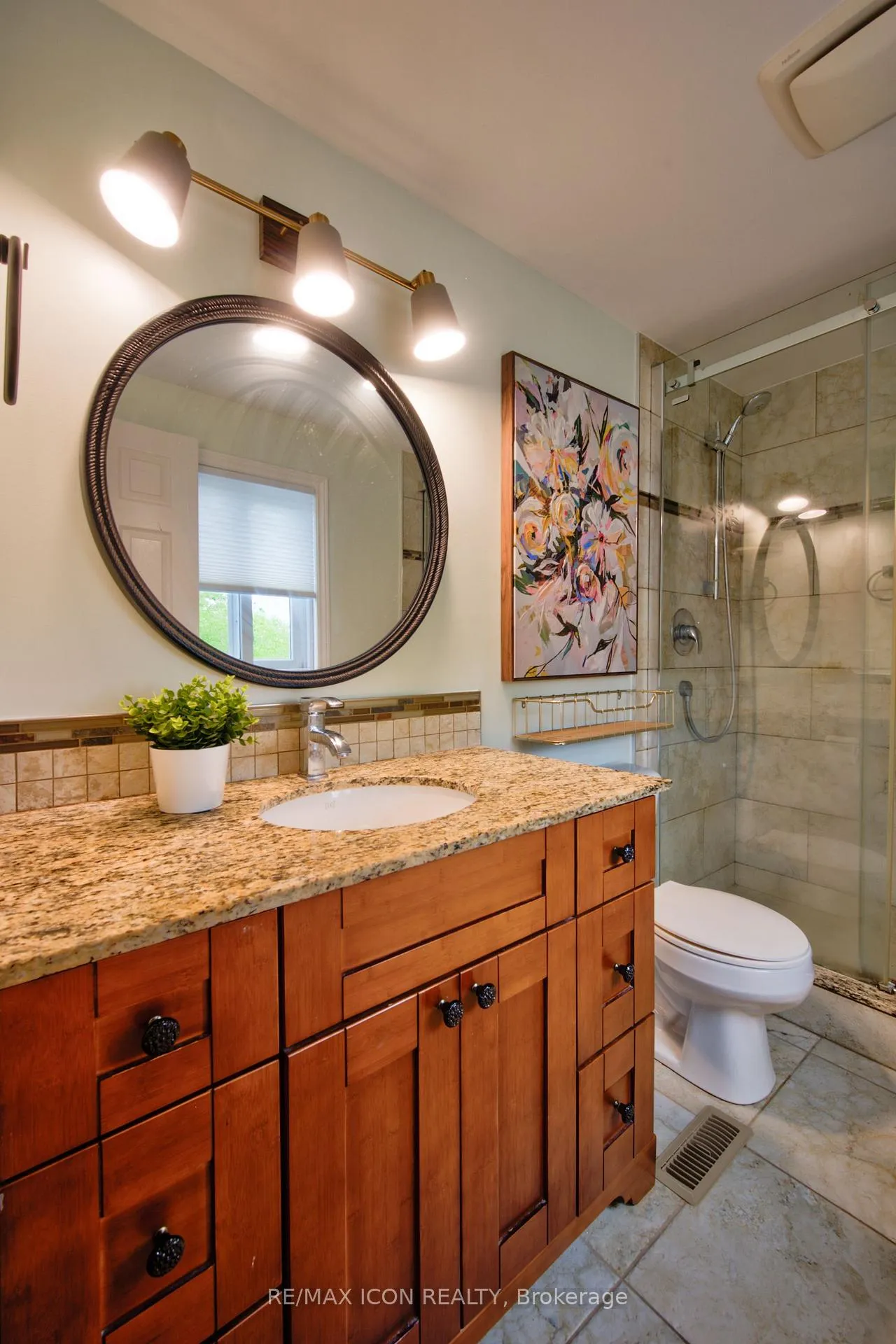 Photo 25 of 20 Stiefelmeyer Crescent, Wilmot — HOMEH