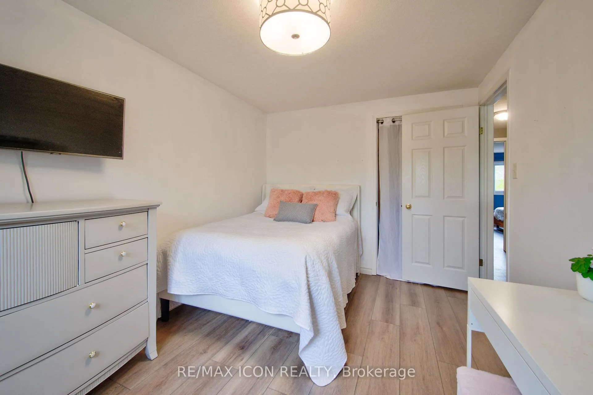 Photo 27 of 20 Stiefelmeyer Crescent, Wilmot — HOMEH