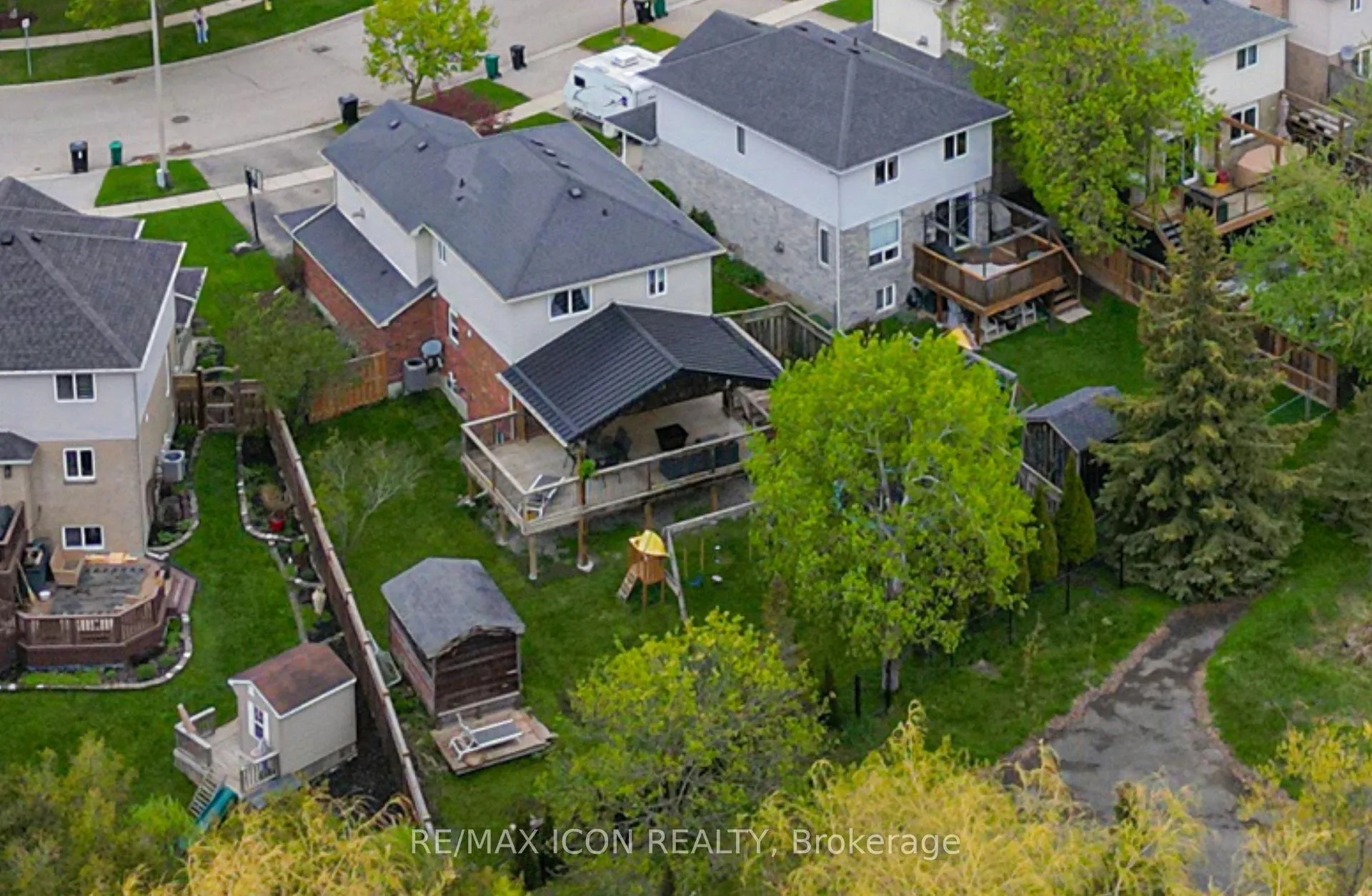 Photo 34 of 20 Stiefelmeyer Crescent, Wilmot — HOMEH