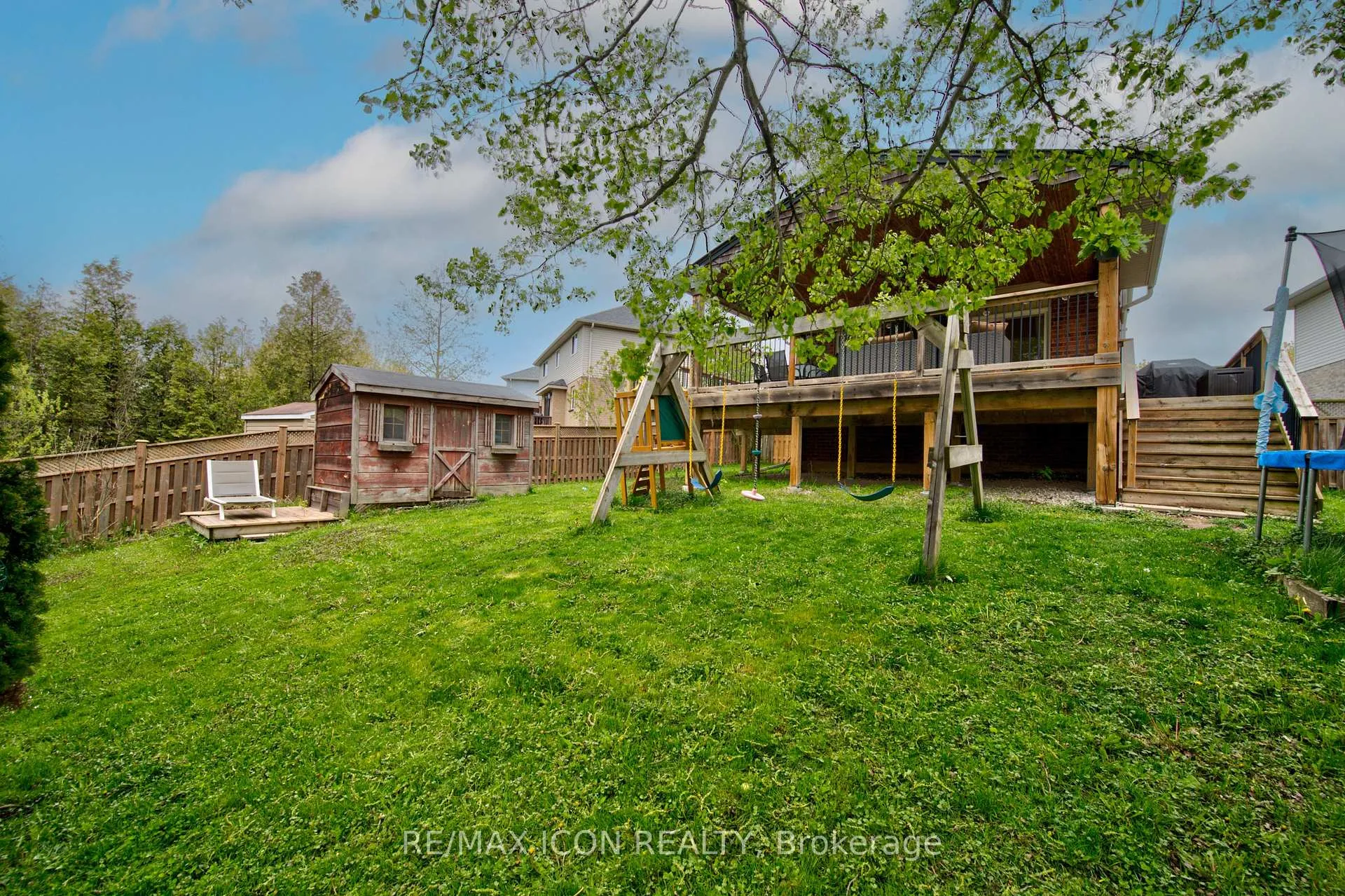 Photo 35 of 20 Stiefelmeyer Crescent, Wilmot — HOMEH