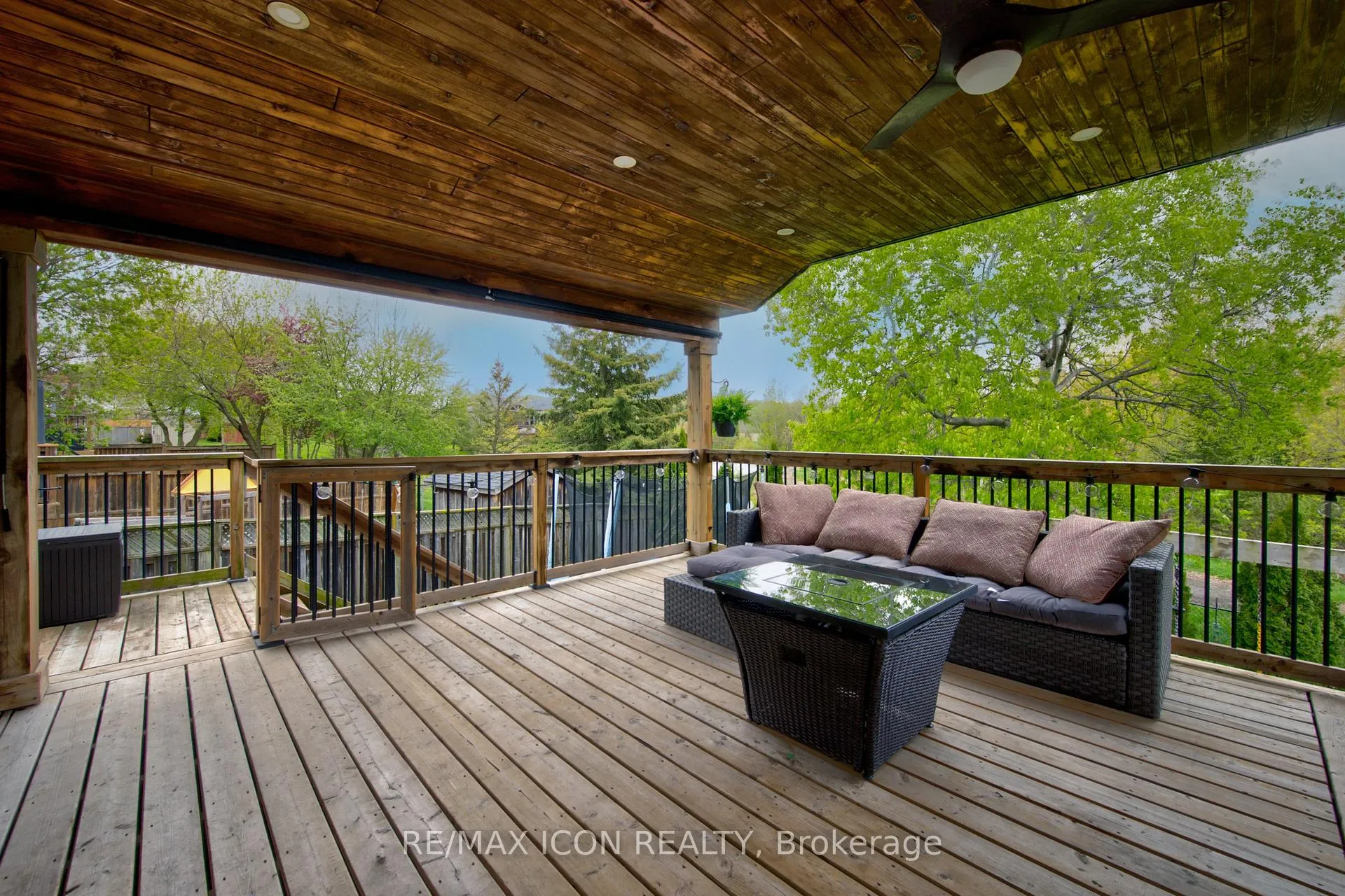 Photo 38 of 20 Stiefelmeyer Crescent, Wilmot — HOMEH