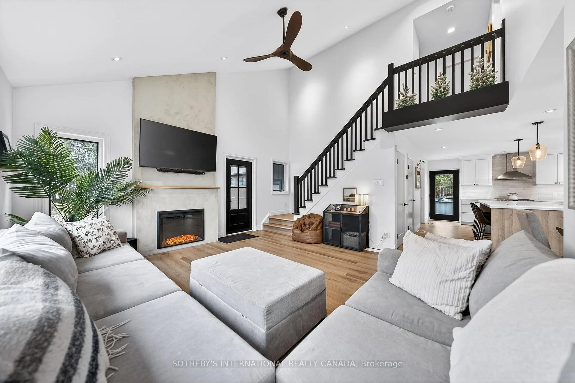 Photo 5 of 1920 37 Line, Perth East, North Easthope — HOMEH