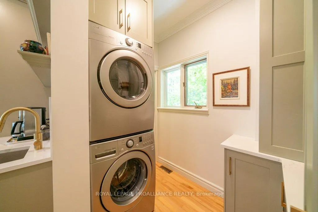 Photo 11 of 403 Henniger Road, Addington Highlands — HOMEH