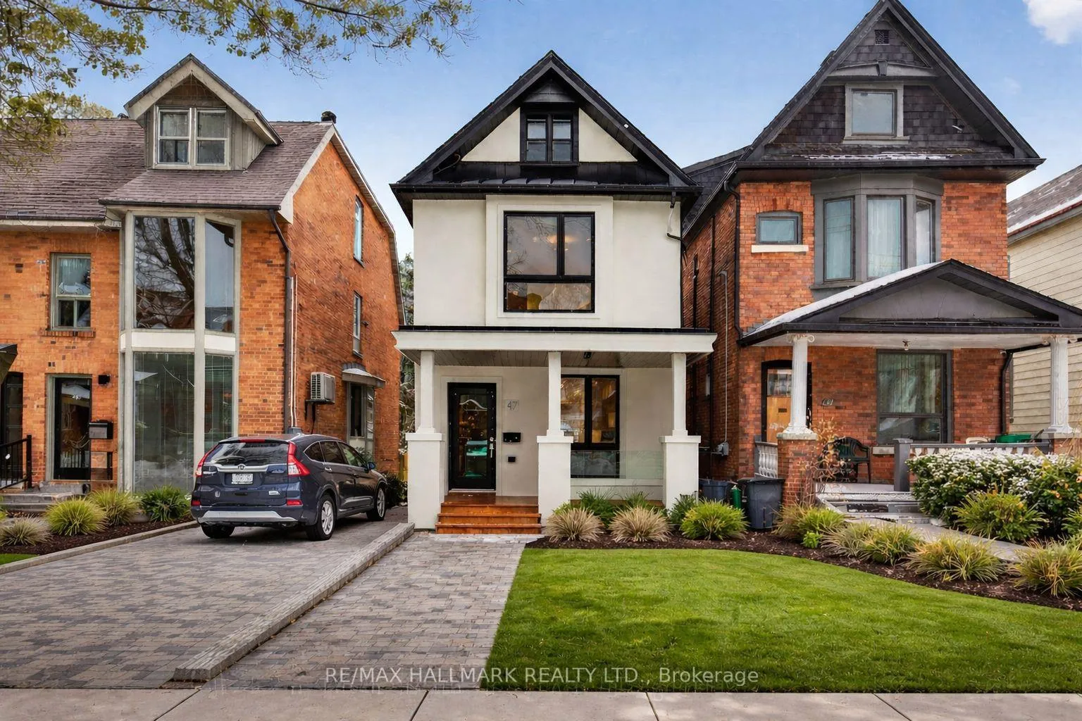 Front of 47 Harcourt Avenue