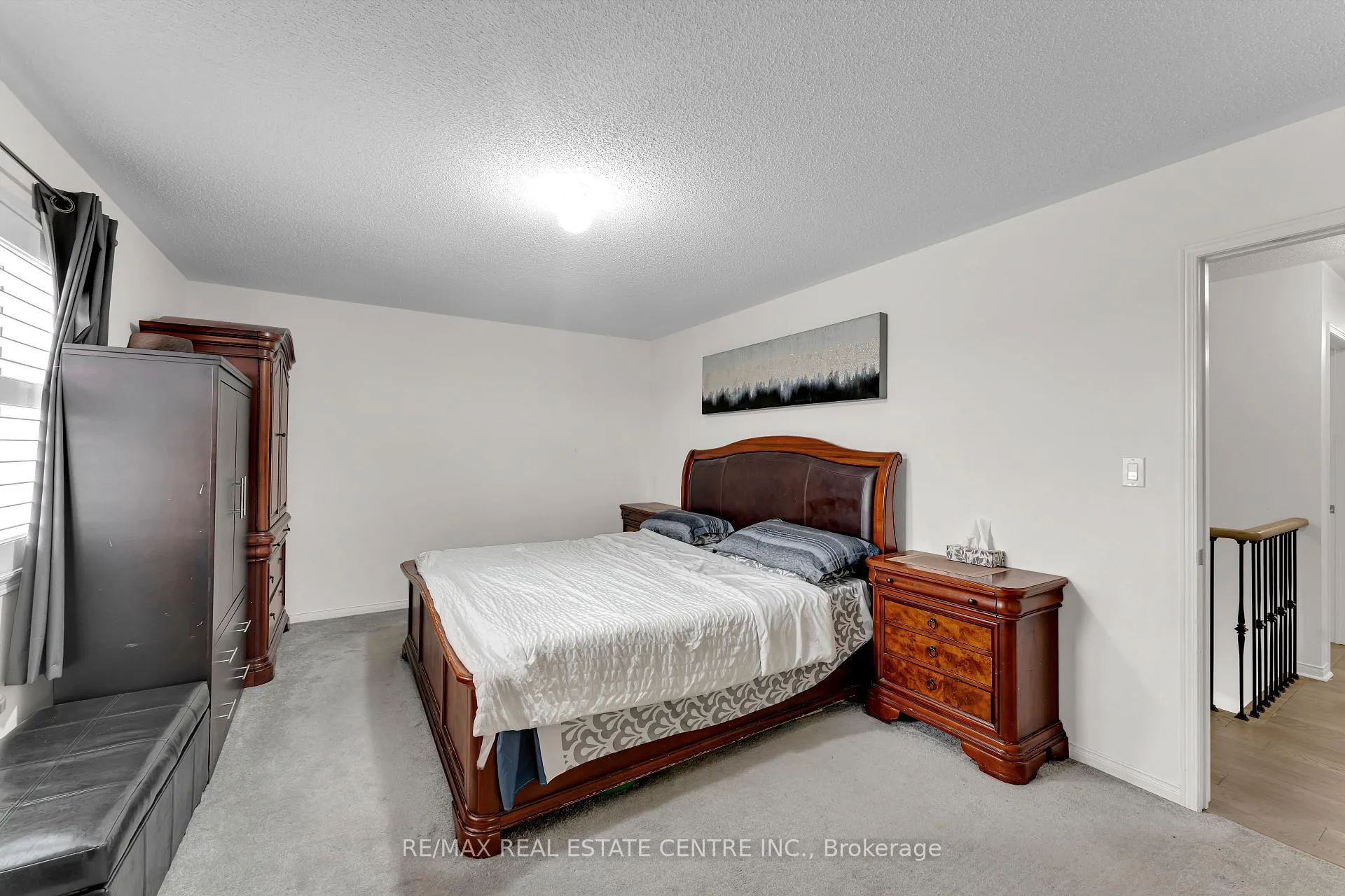 Photo 16 of 10 Jenna Court, Brampton, Sandringham-Wellington — HOMEH