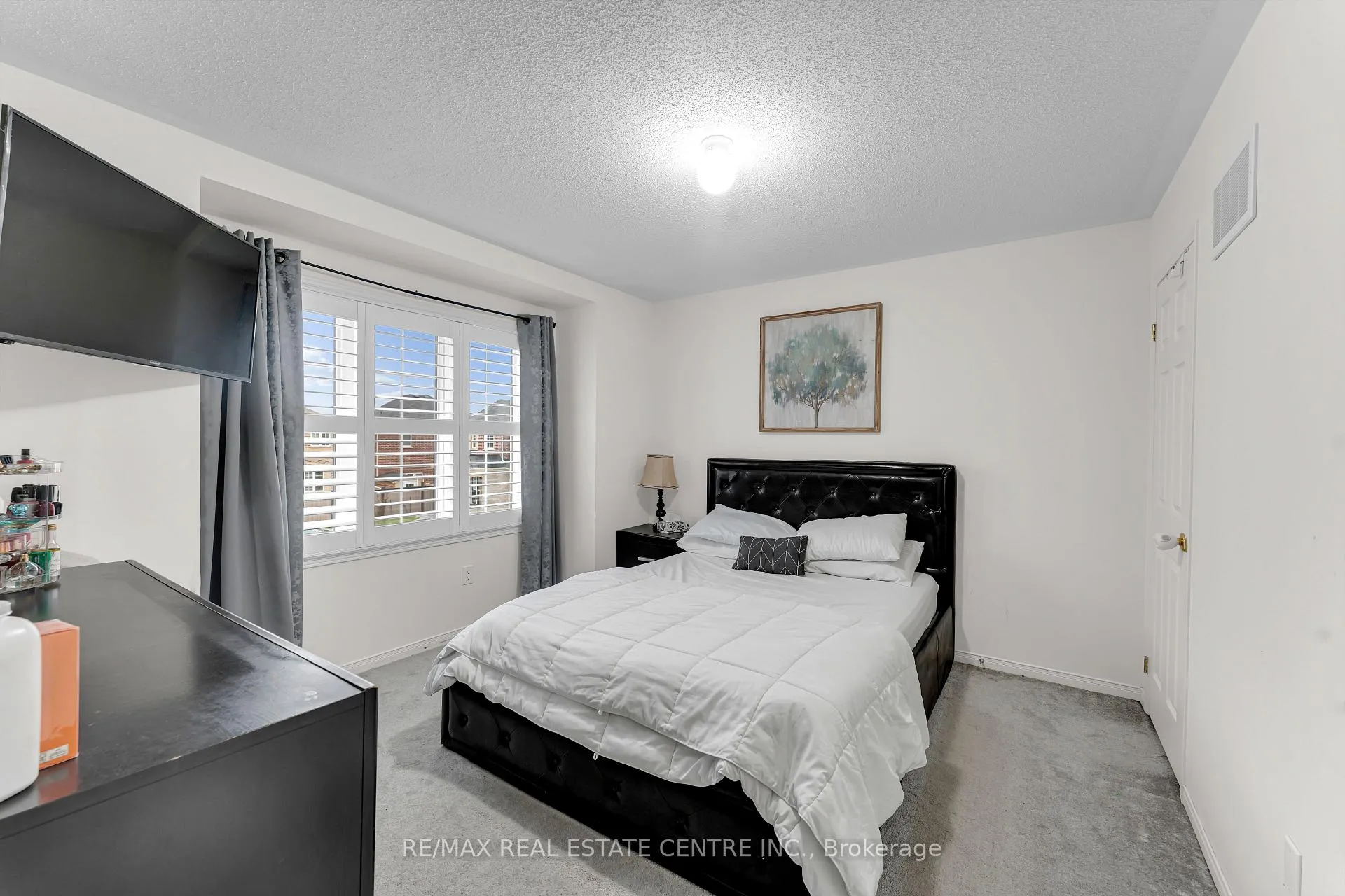 Photo 19 of 10 Jenna Court, Brampton, Sandringham-Wellington — HOMEH