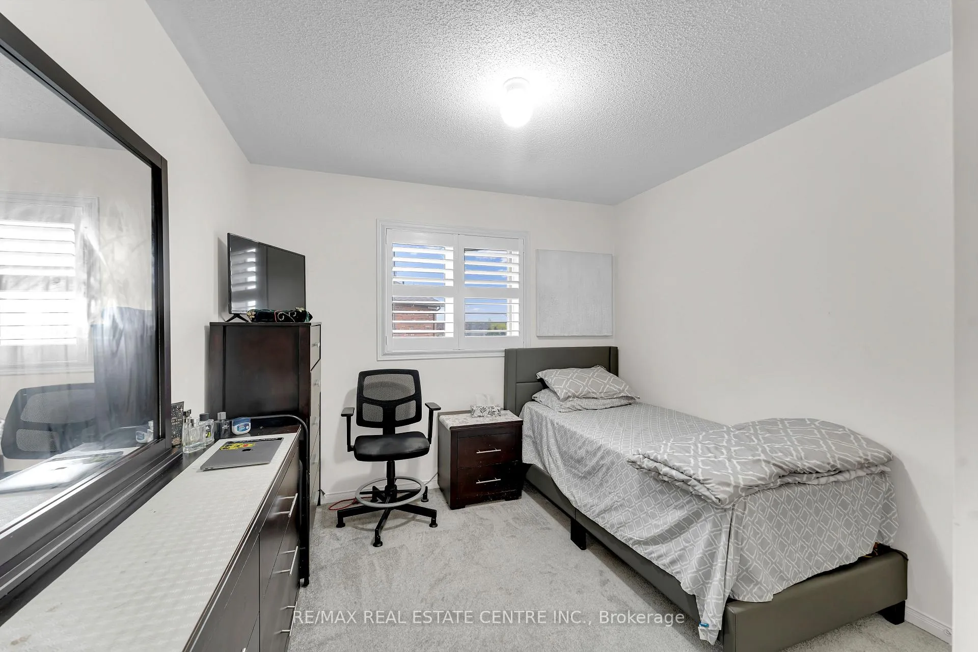 Photo 22 of 10 Jenna Court, Brampton, Sandringham-Wellington — HOMEH