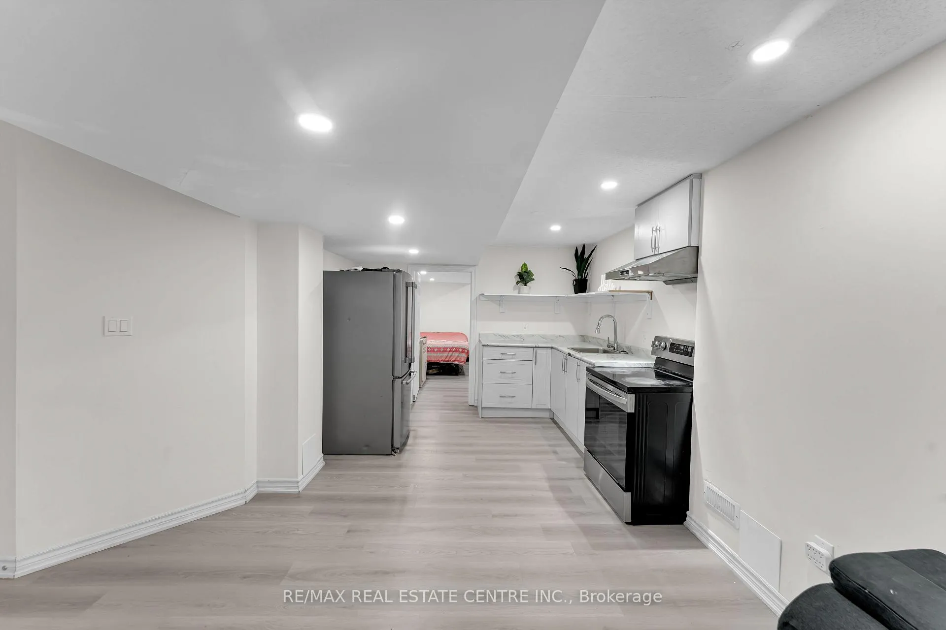 Photo 26 of 10 Jenna Court, Brampton, Sandringham-Wellington — HOMEH