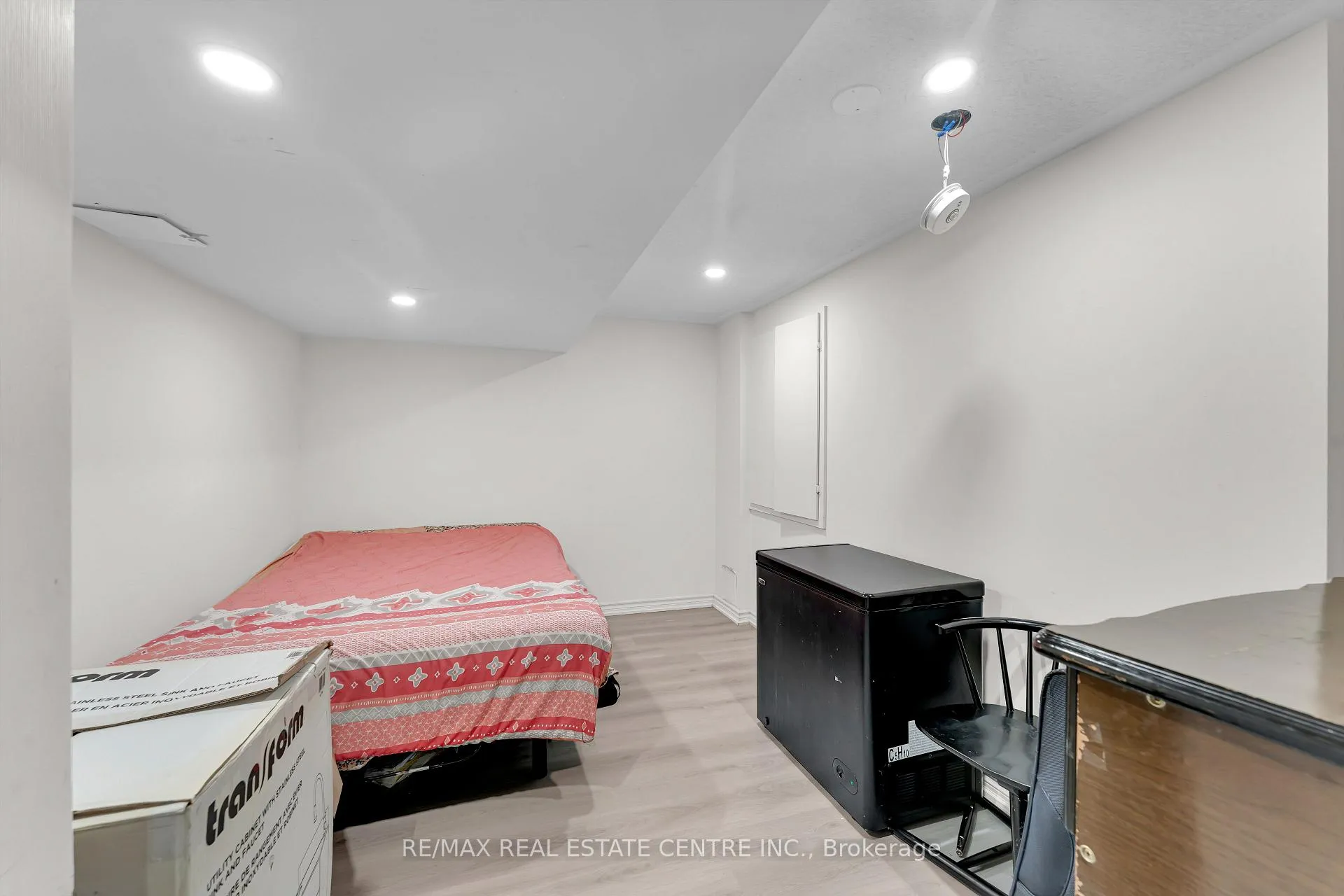 Photo 28 of 10 Jenna Court, Brampton, Sandringham-Wellington — HOMEH